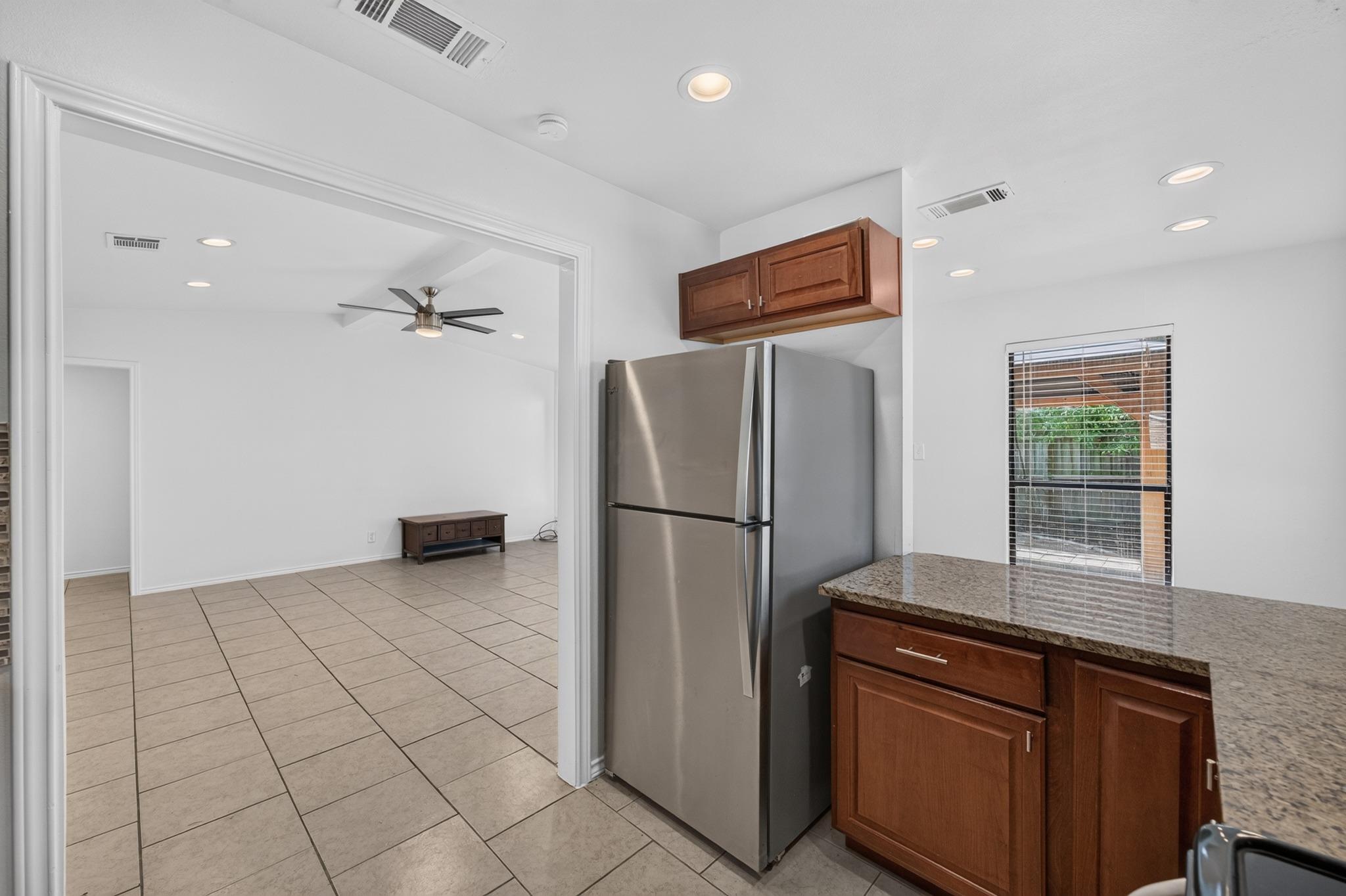 11805 Bell Ave #a Property Photo 12