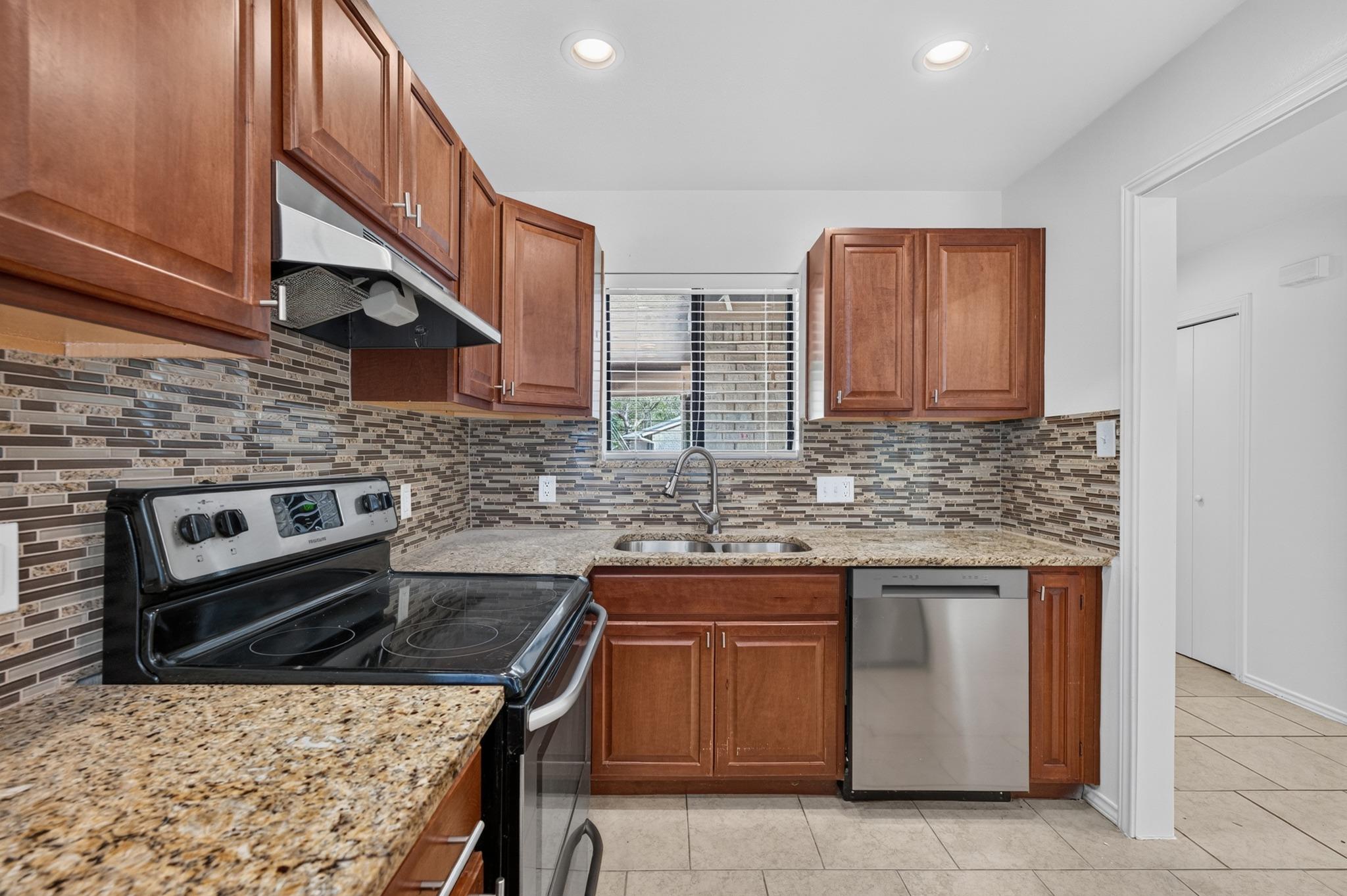 11805 Bell Ave #a Property Photo 13