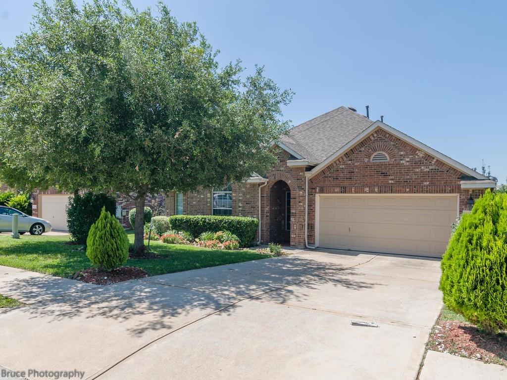 1720 Harvest Bend Ln Property Photo