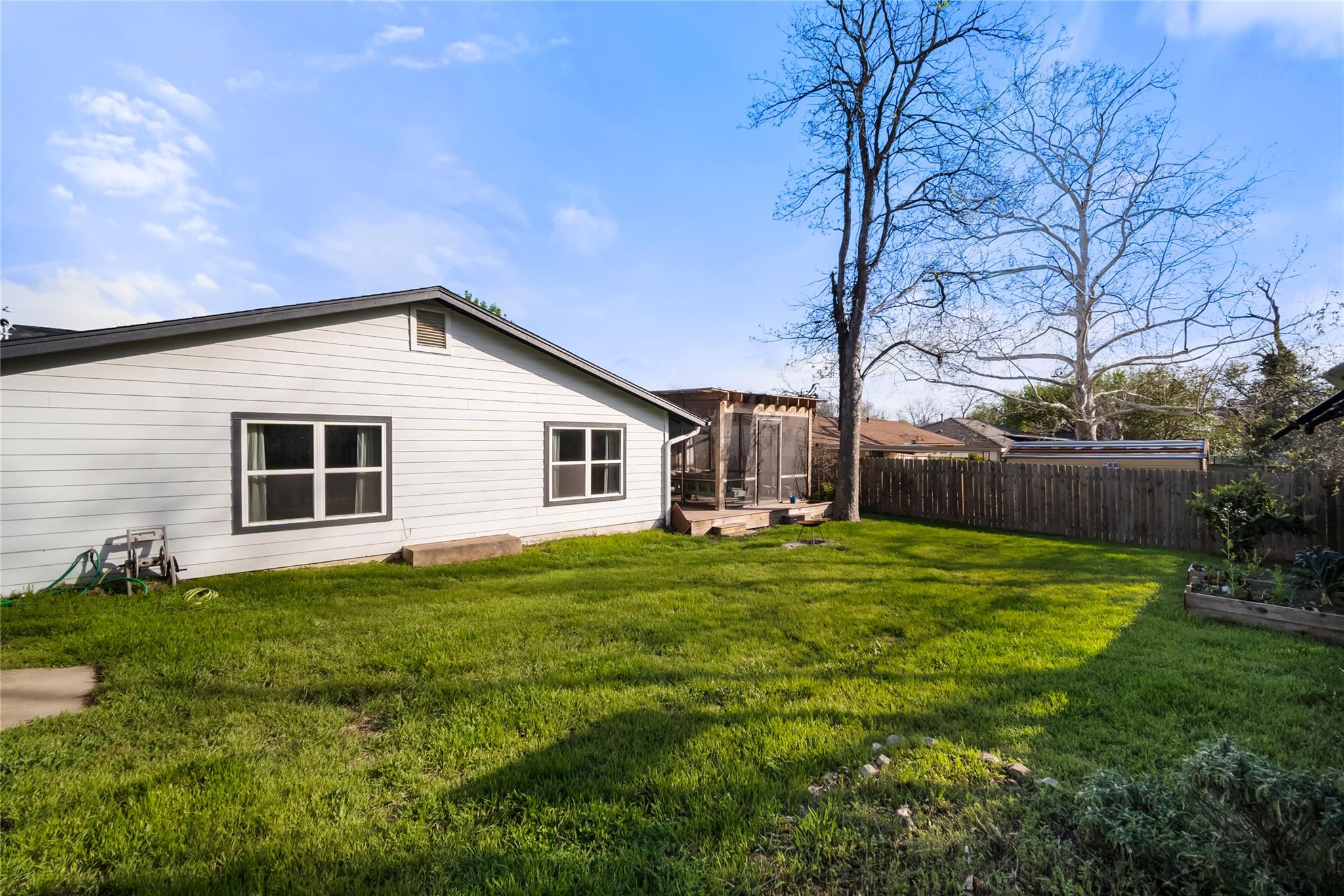 4814 Broadhill Dr Property Photo 23