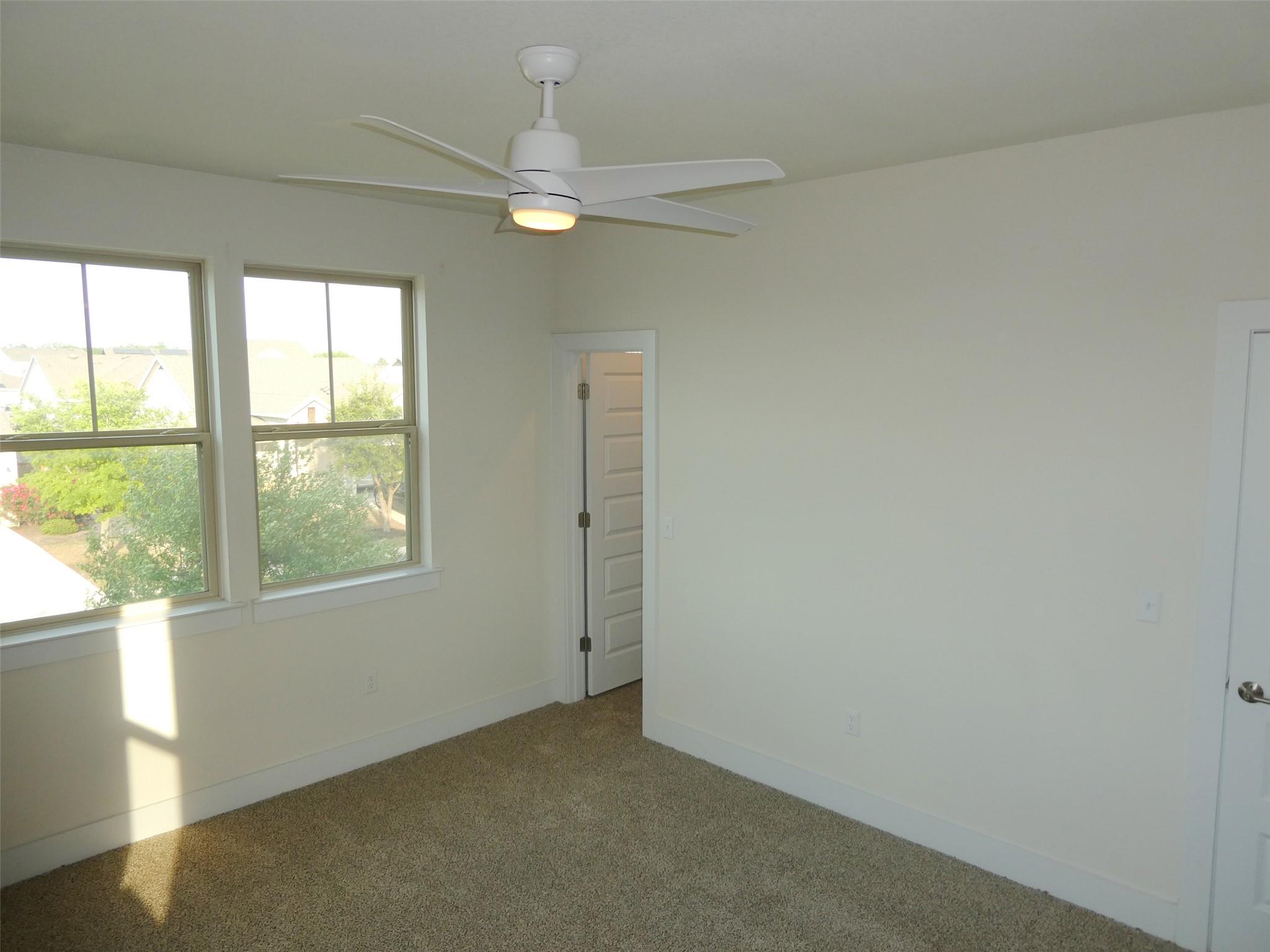 8201 Greyhawk Cv Property Photo 19