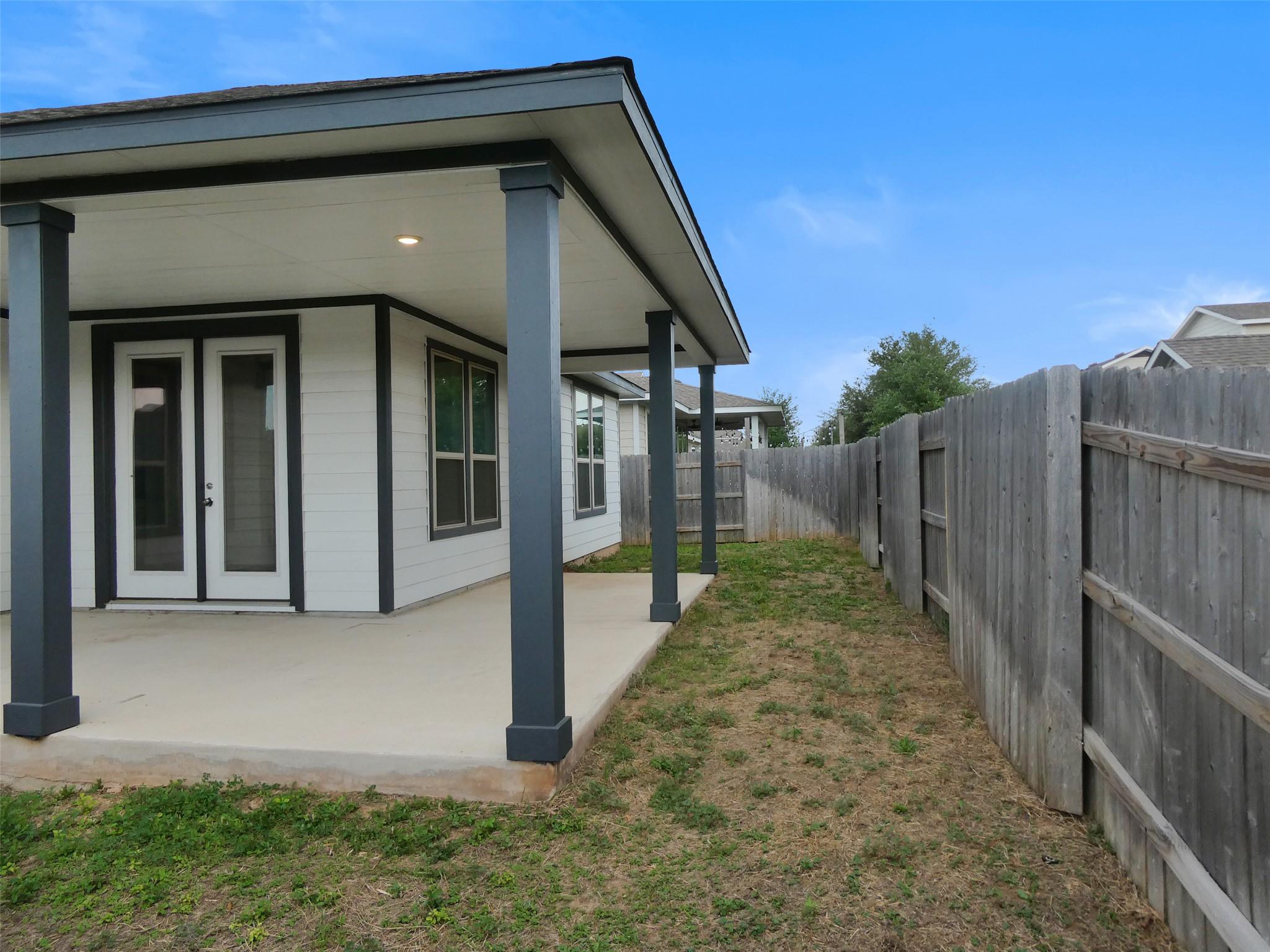 8201 Greyhawk Cv Property Photo 26
