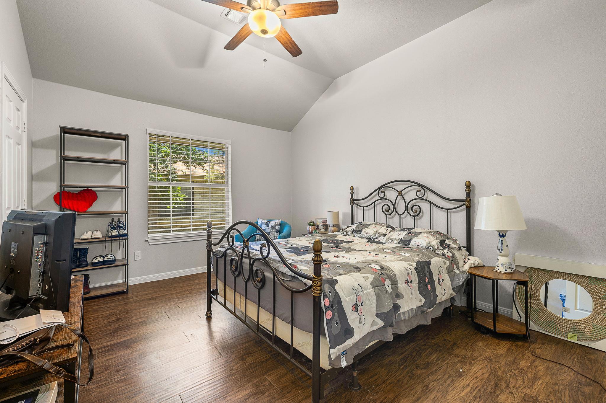 2910 Whisper Oaks Ln Property Photo 14
