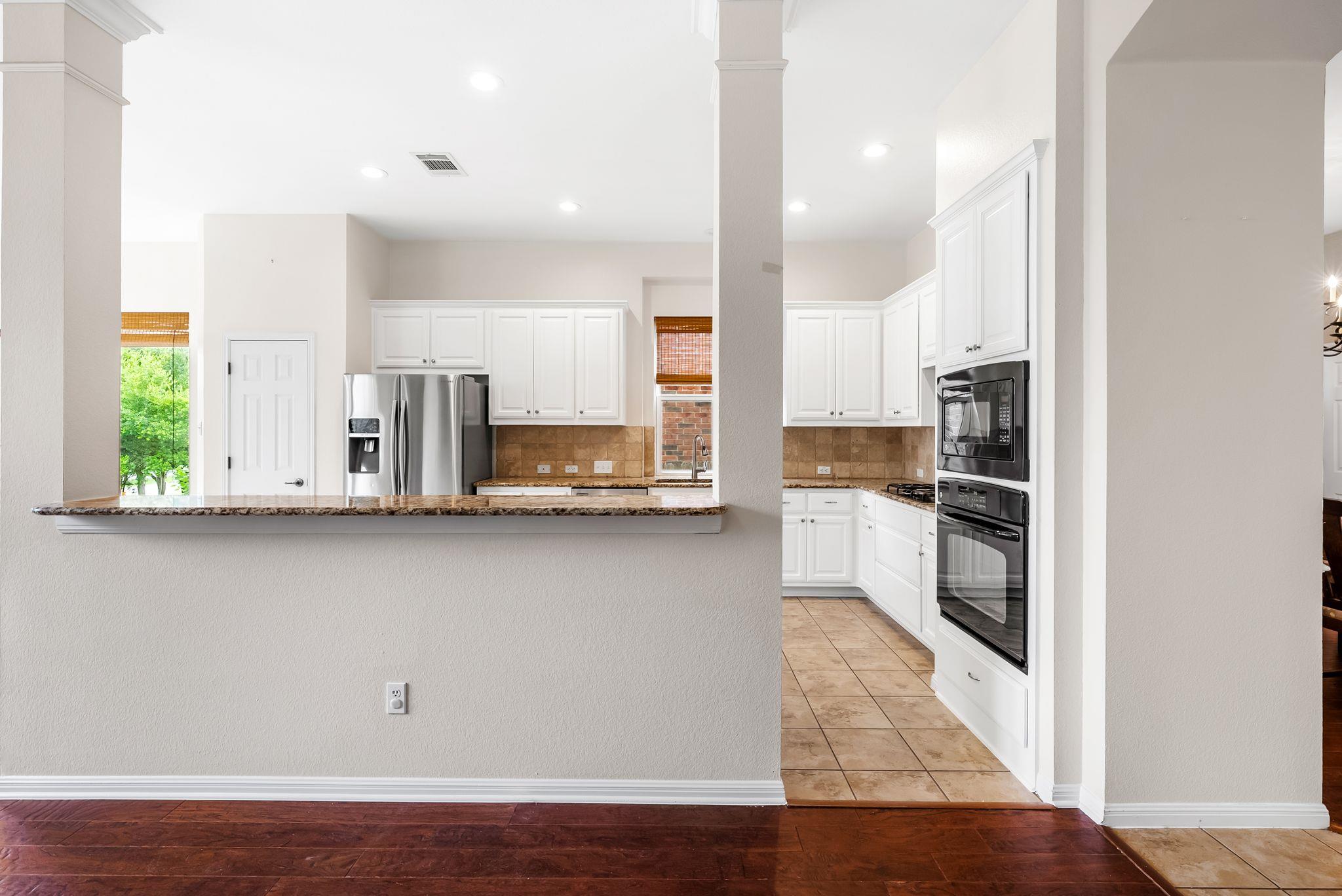 2705 Golden Gate Park Property Photo 14