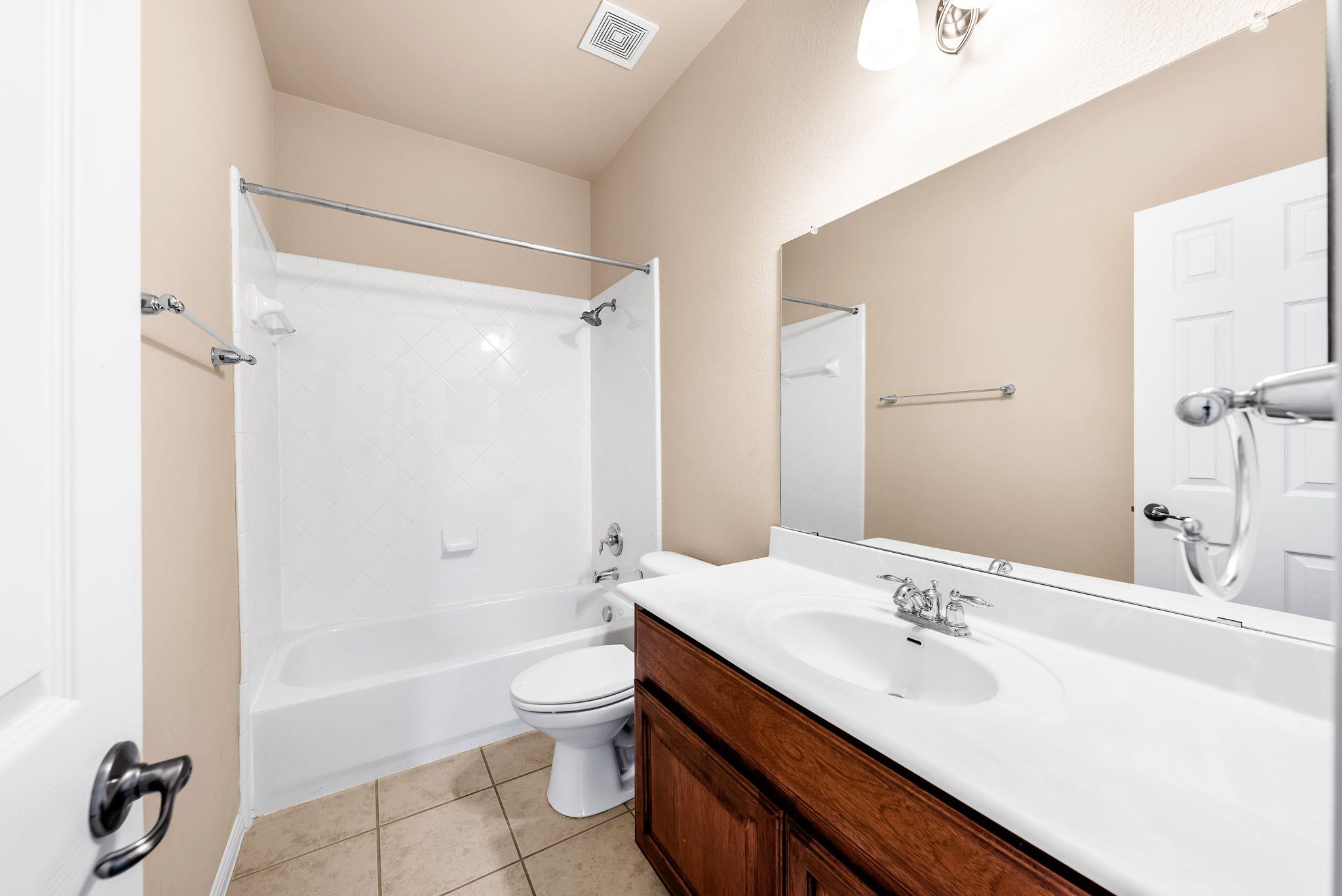 2705 Golden Gate Park Property Photo 33