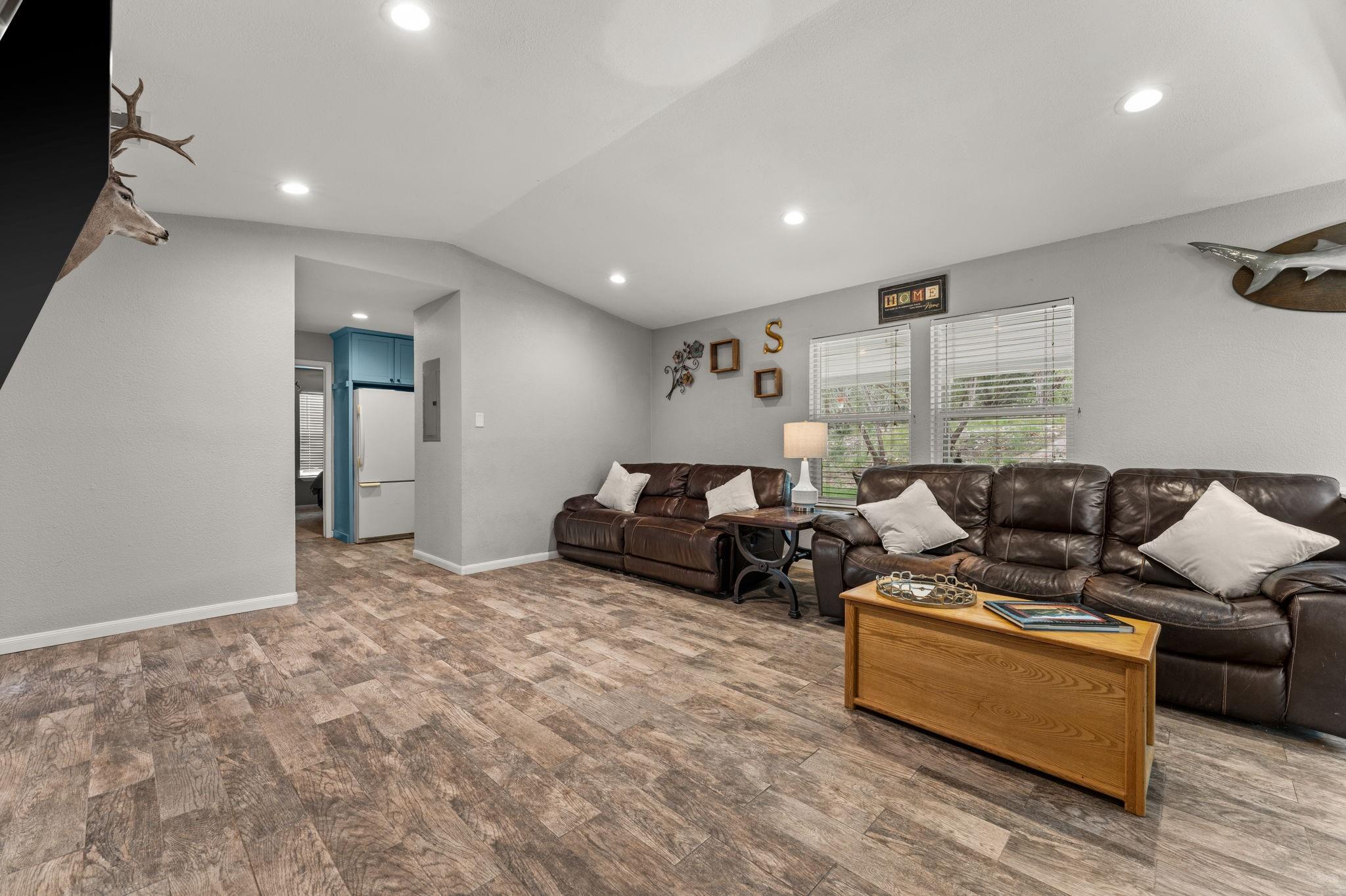 24906 Fawn Dr Property Photo 10