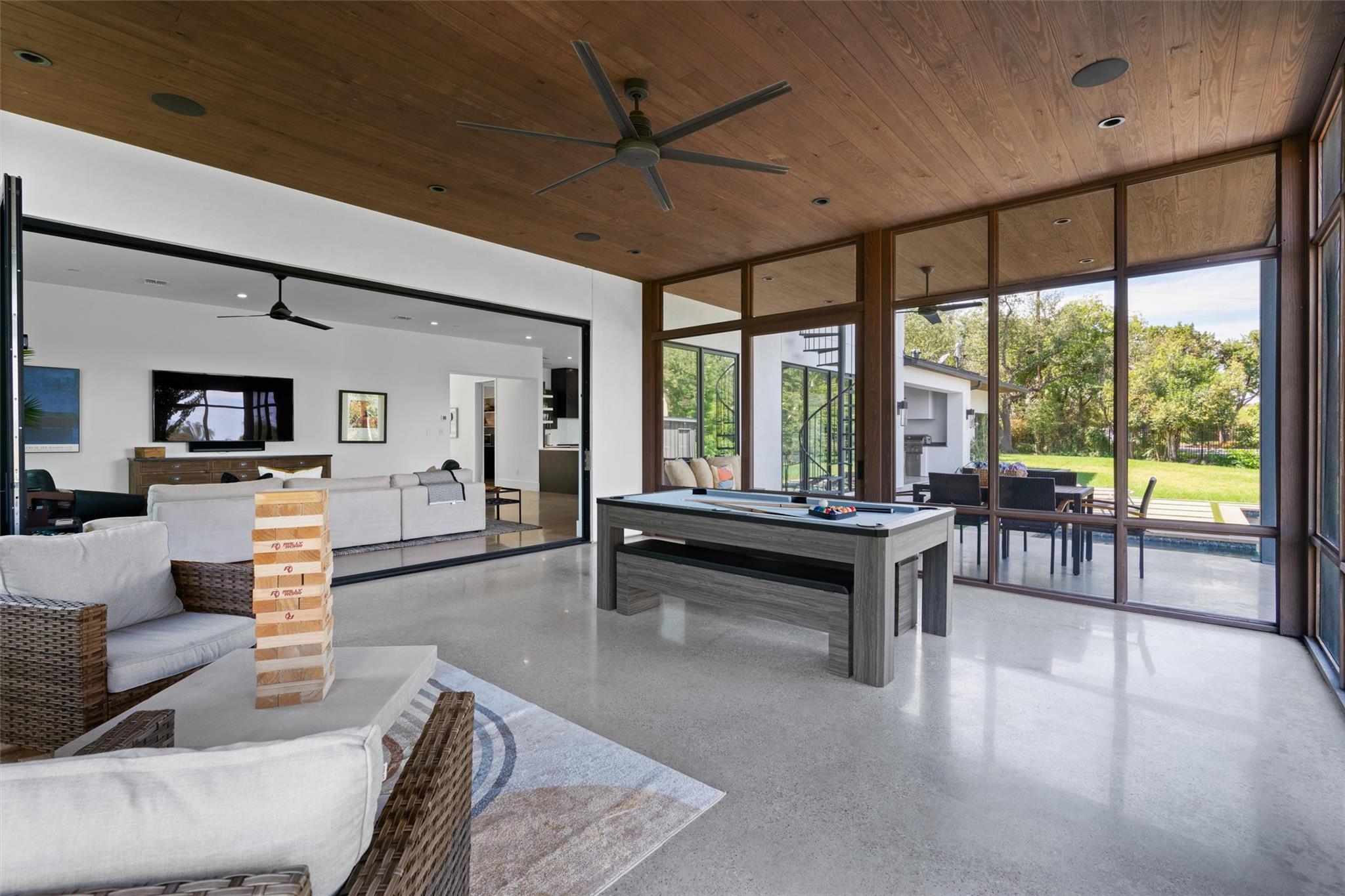 1500 The High Rd Property Photo 8
