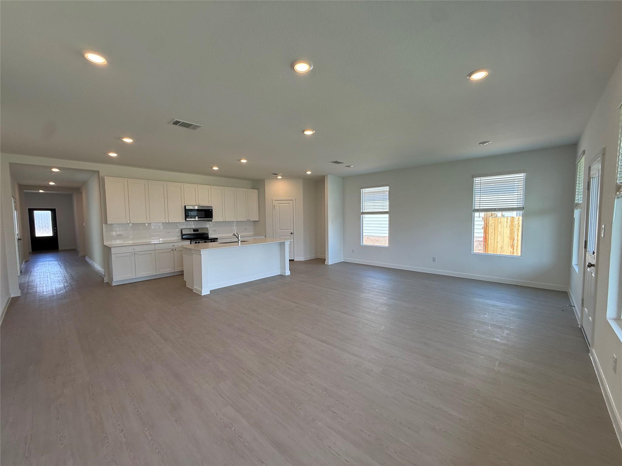 306 Heavenly Way Property Photo 2