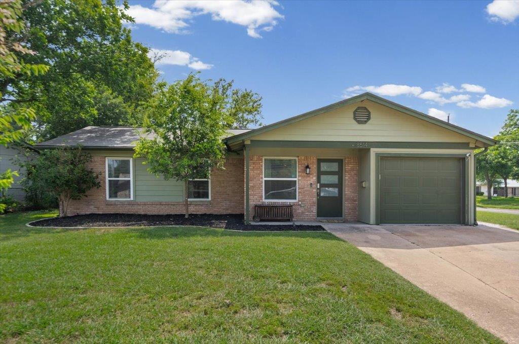 8514 Burrell Dr Property Photo 2