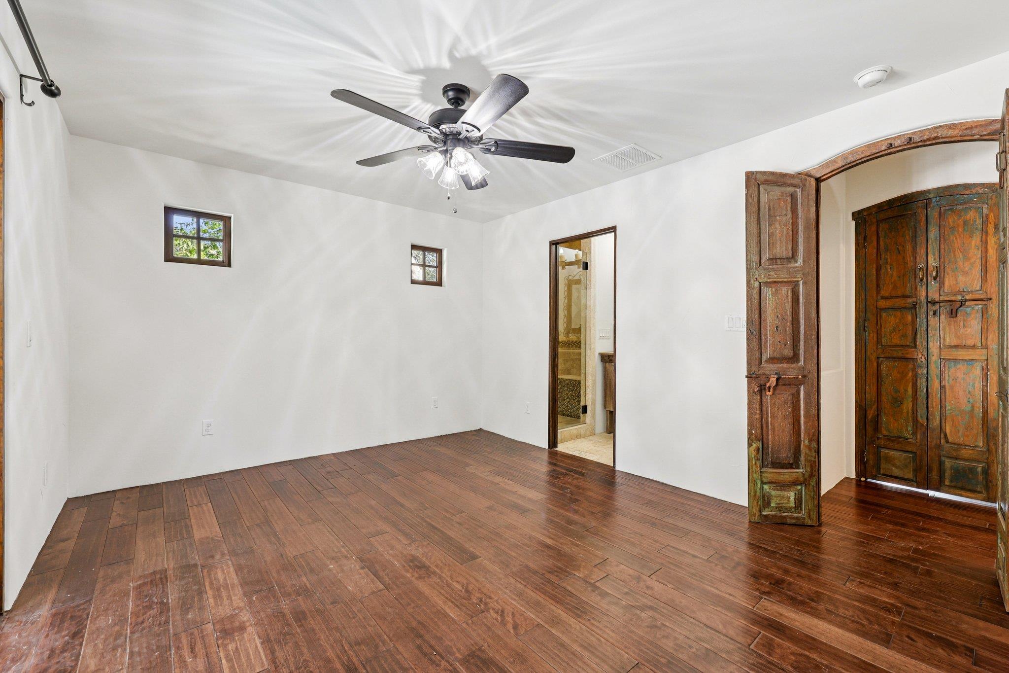 2706 Pearce Rd Property Photo 18
