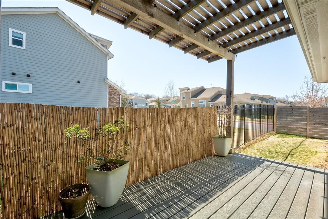 2107 Capulet St Property Photo 22