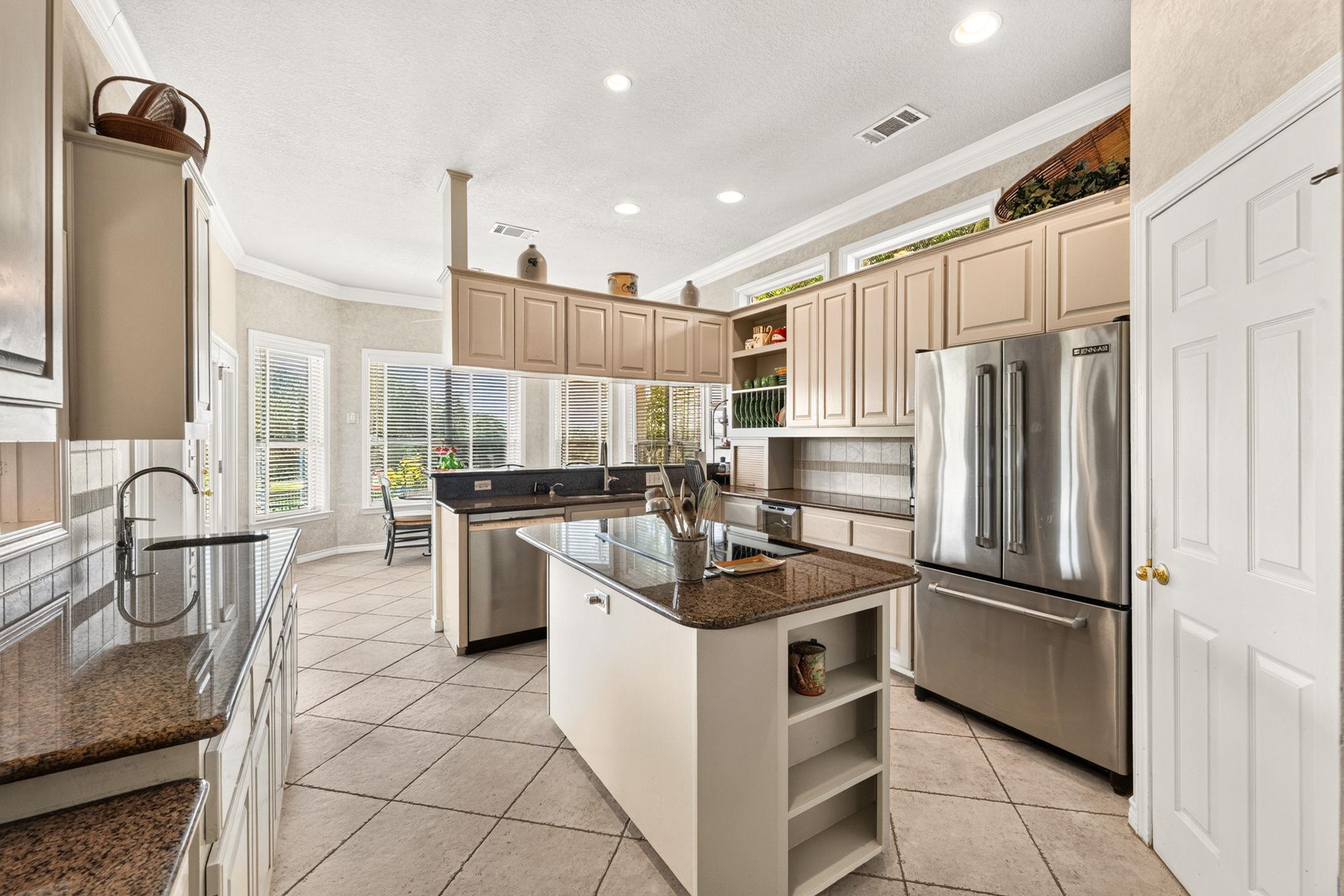 7 Random Cv Property Photo 5