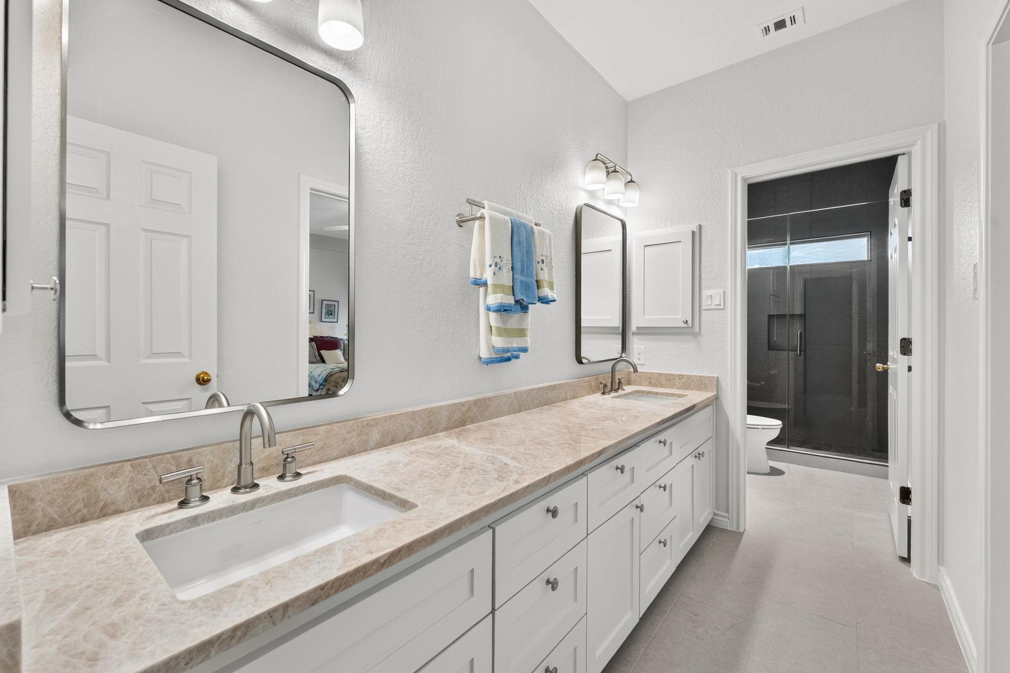 7 Random Cv Property Photo 11