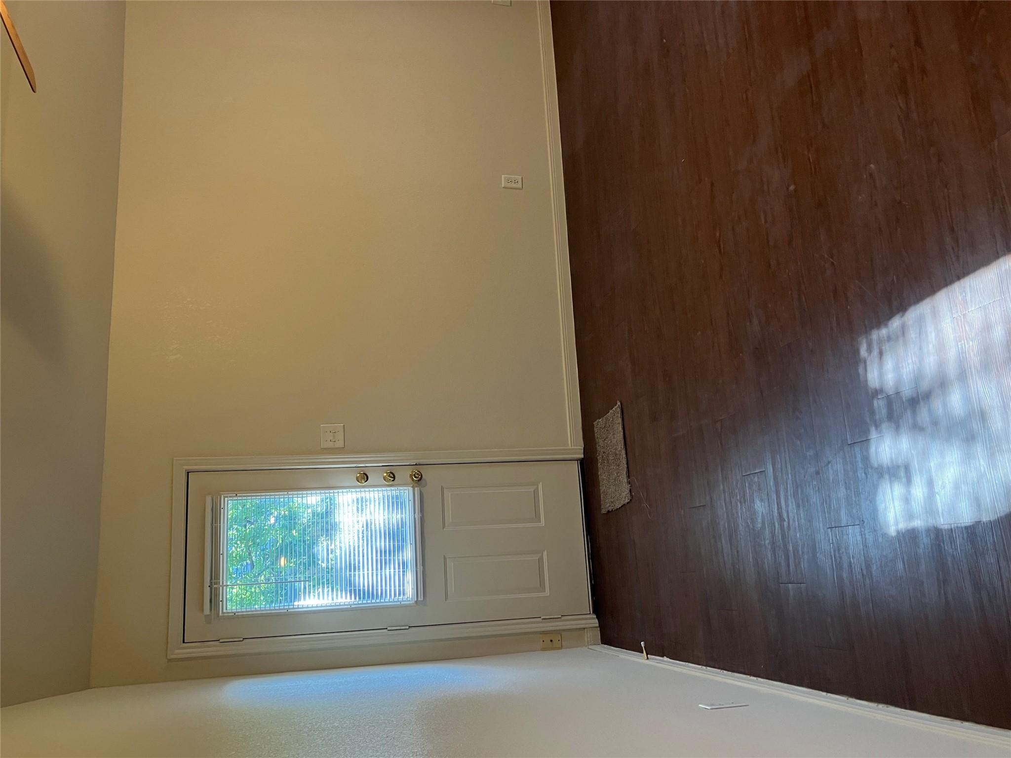 2606 Lucille Drive Dr #b Property Photo 3