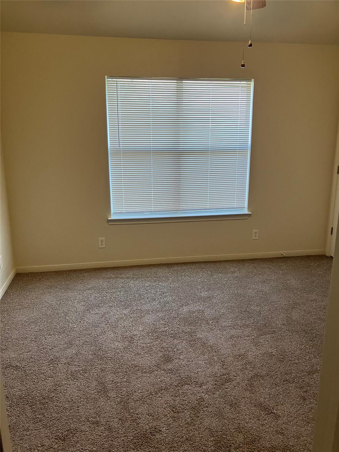 2606 Lucille Drive Dr #b Property Photo 11