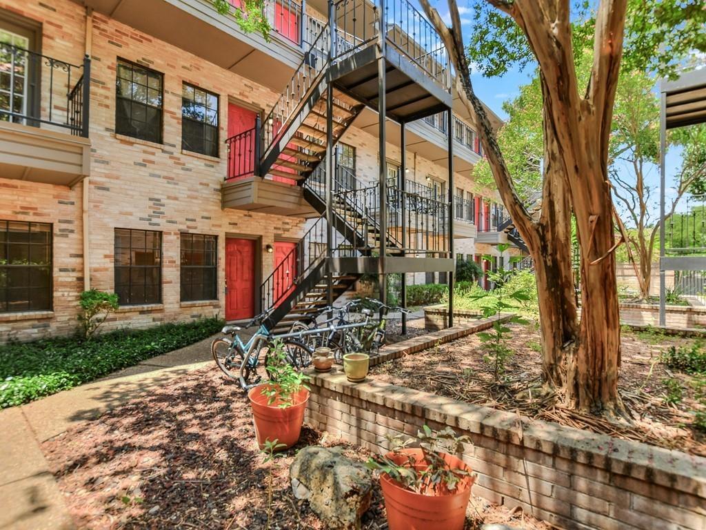 2216 San Gabriel St #105 Property Photo 1