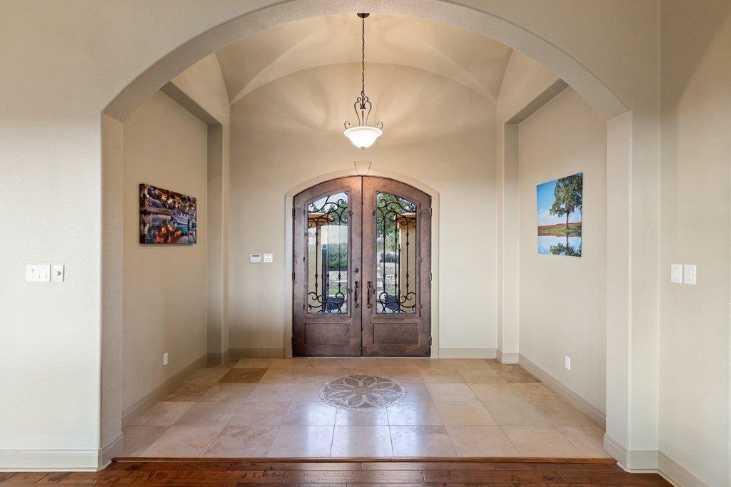733 Dawn Vw Property Photo 11