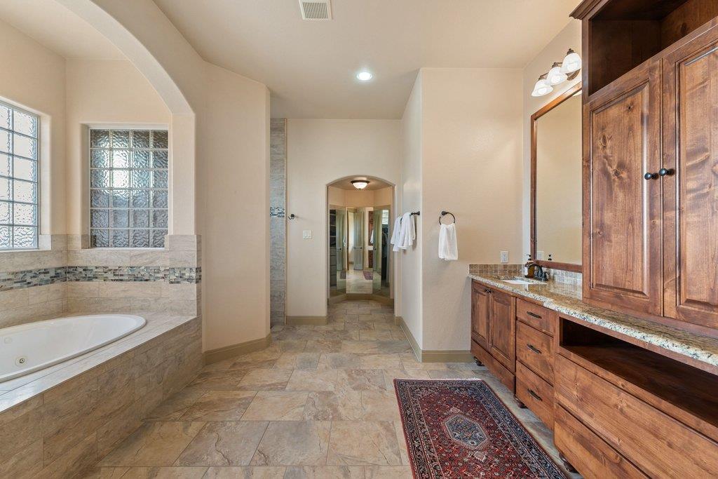 733 Dawn Vw Property Photo 25