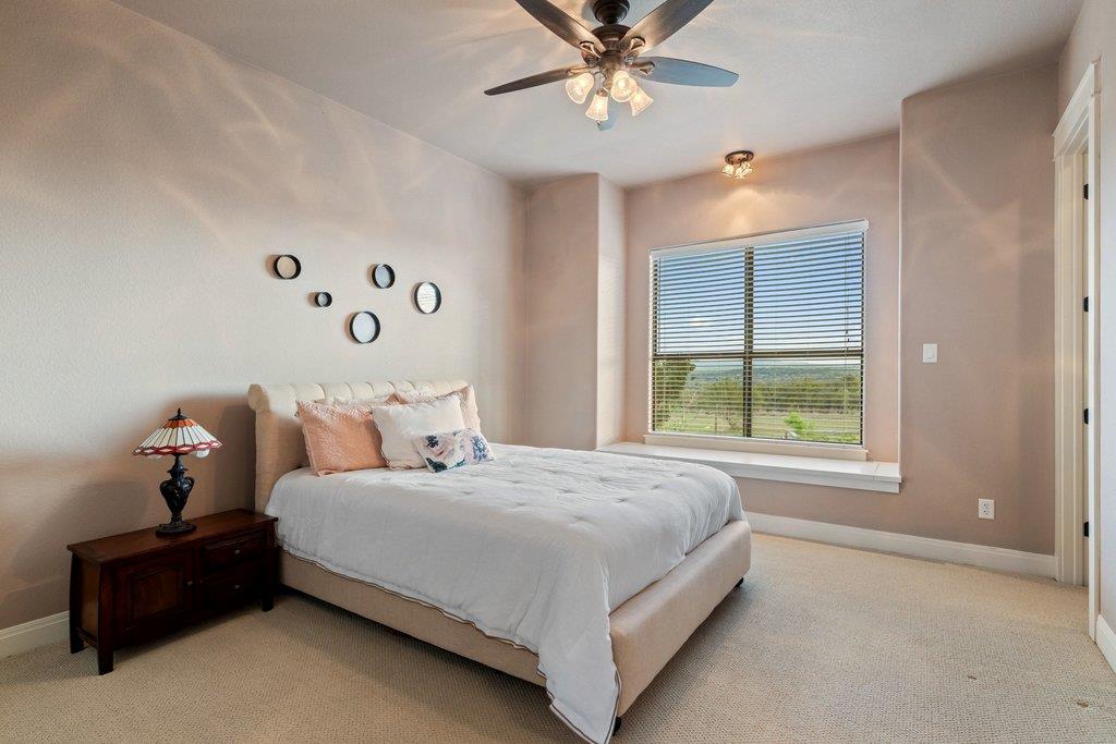 733 Dawn Vw Property Photo 28