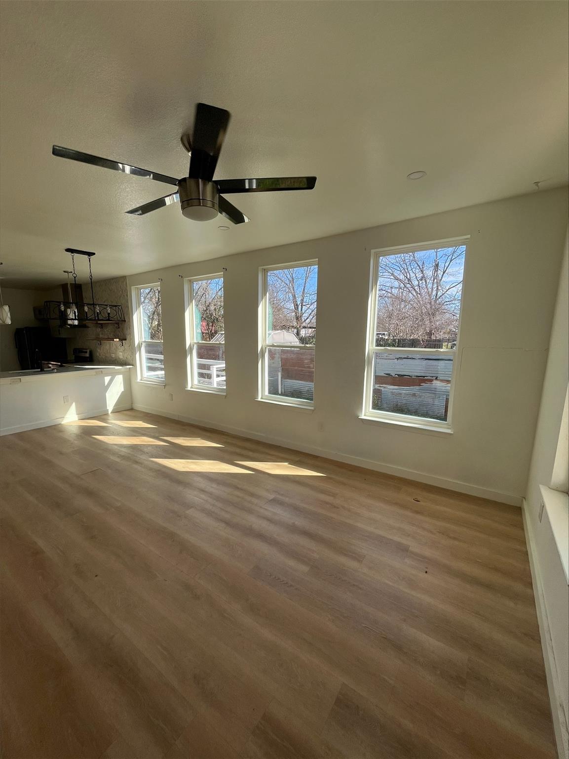 115 W Ila St Property Photo 2
