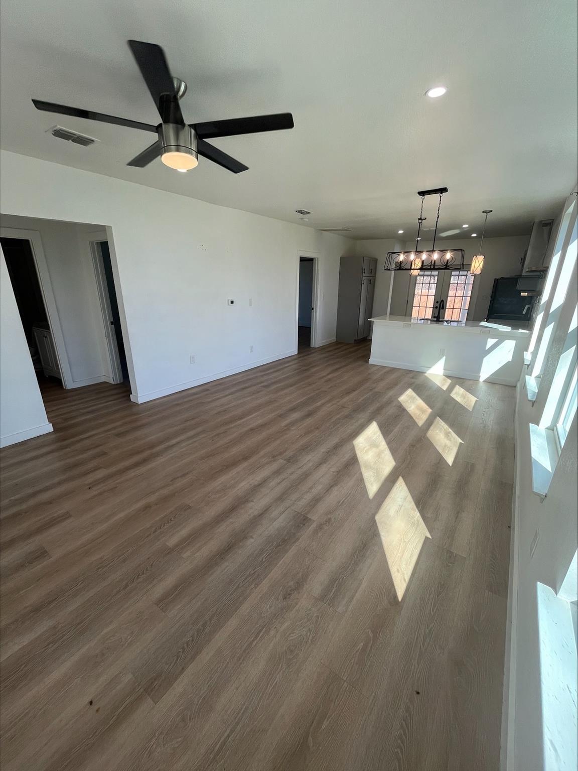 115 W Ila St Property Photo 5
