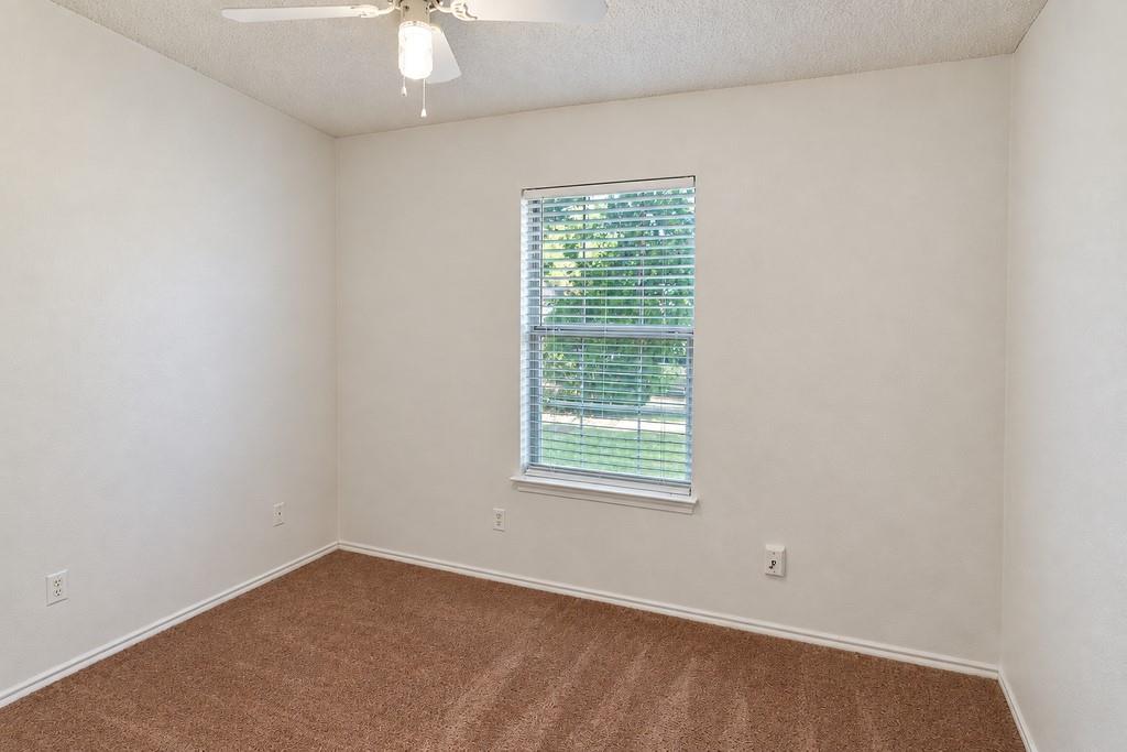 2210 Clayton Way Property Photo 19