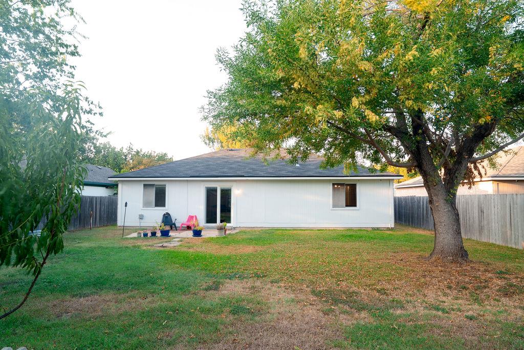 2210 Clayton Way Property Photo 20