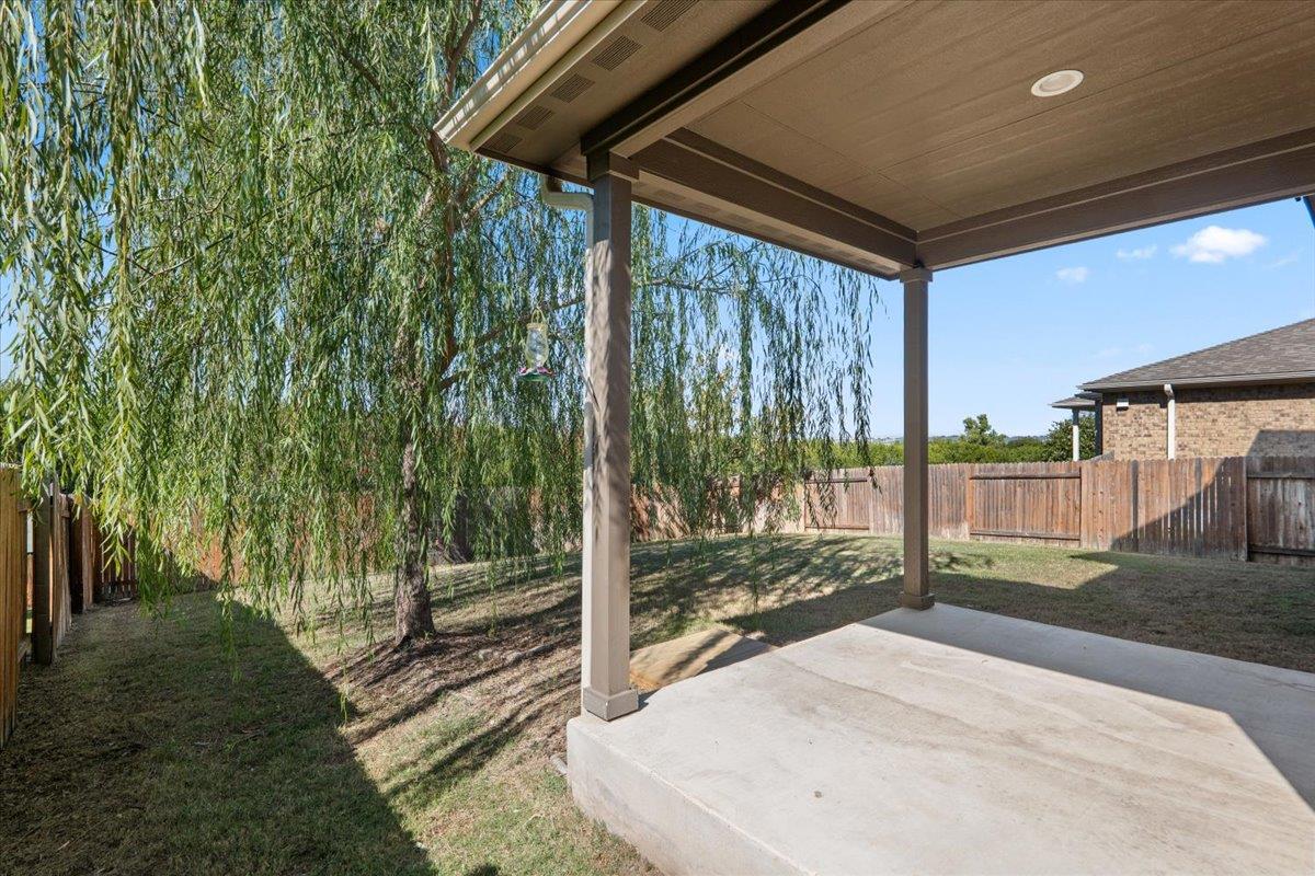 901 Melda St Property Photo 24