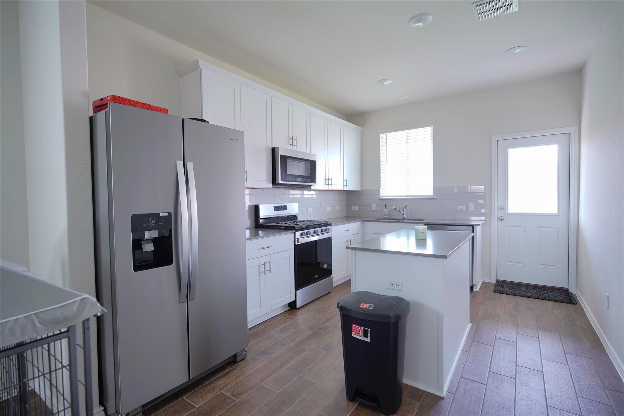 545 Tree Nut Loop Property Photo 4