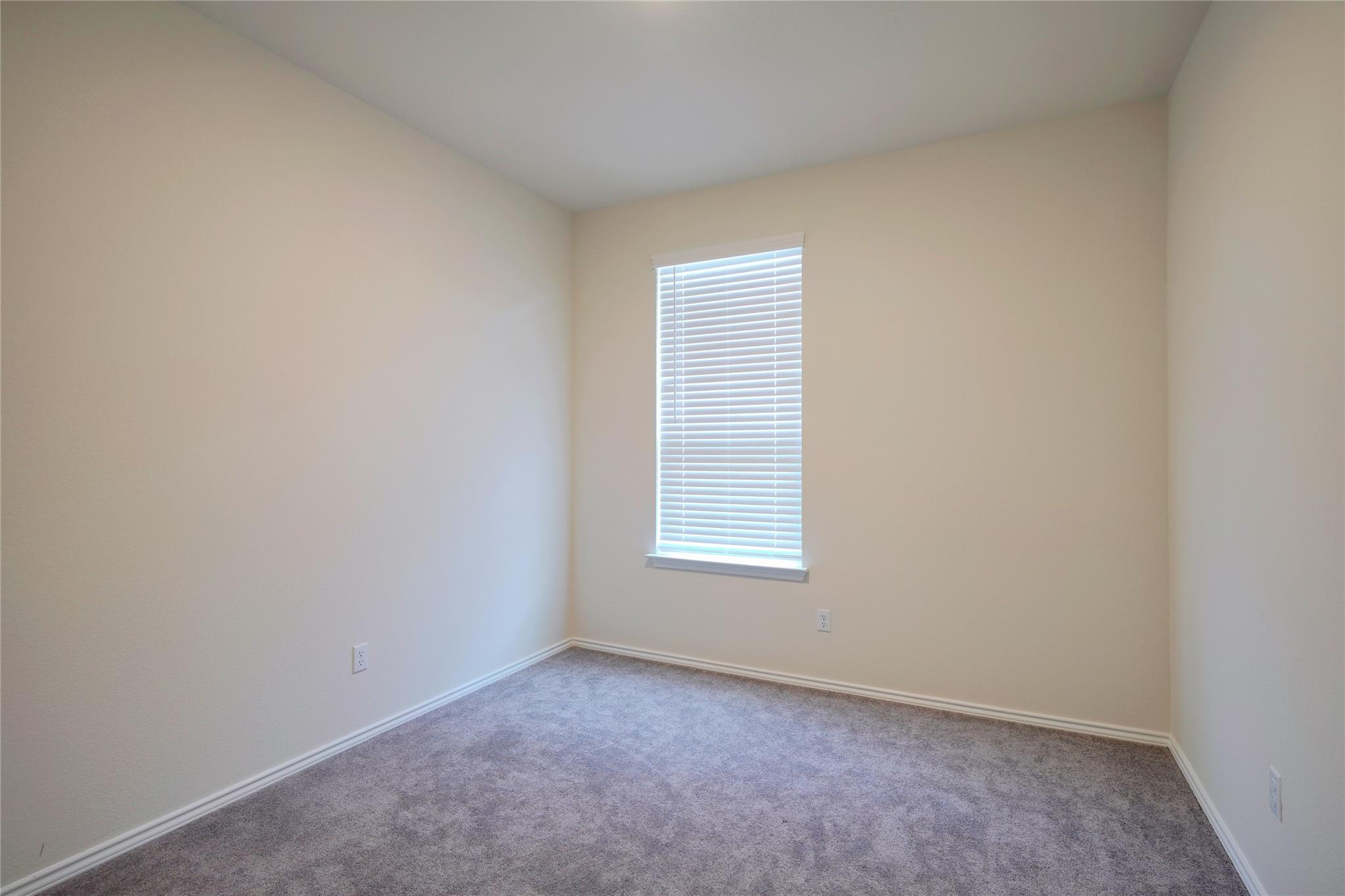 545 Tree Nut Loop Property Photo 8
