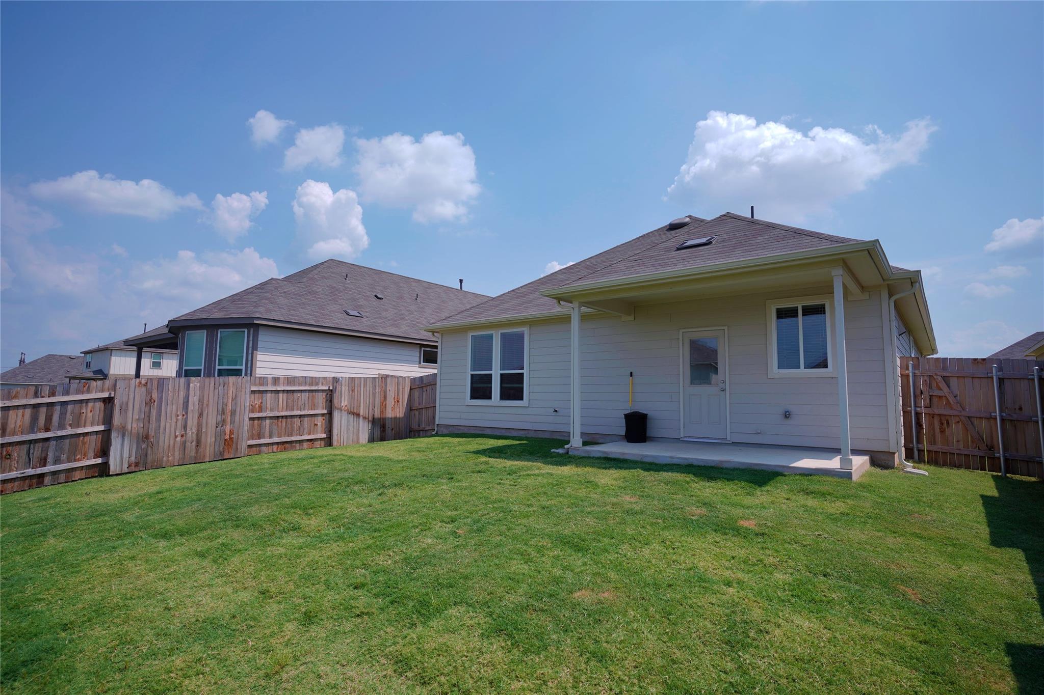 545 Tree Nut Loop Property Photo 11