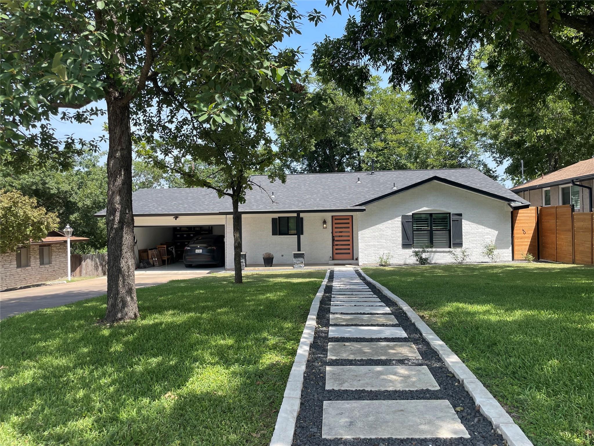 11817 Tedford St Property Photo