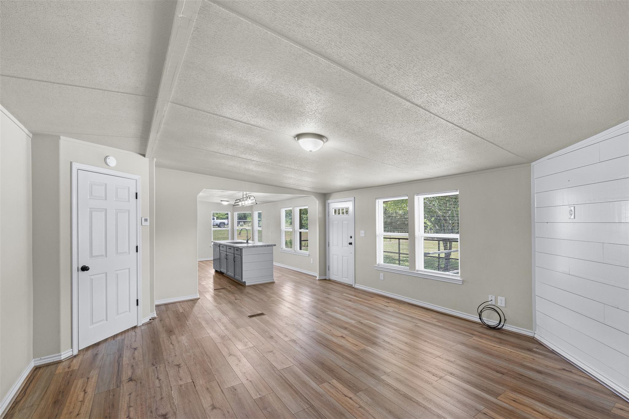 7441 County Road 144 None Property Photo 6