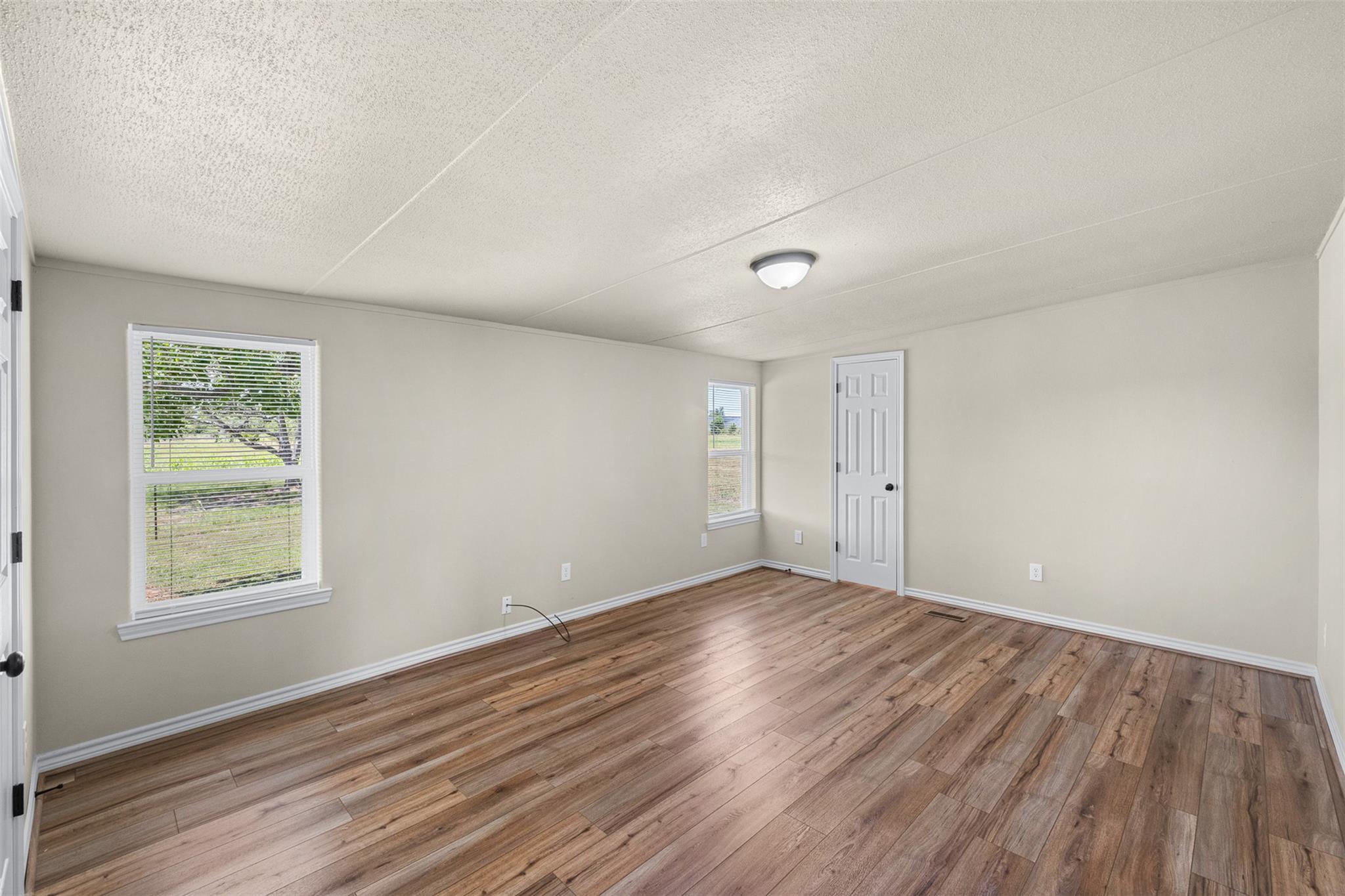 7441 County Road 144 None Property Photo 11