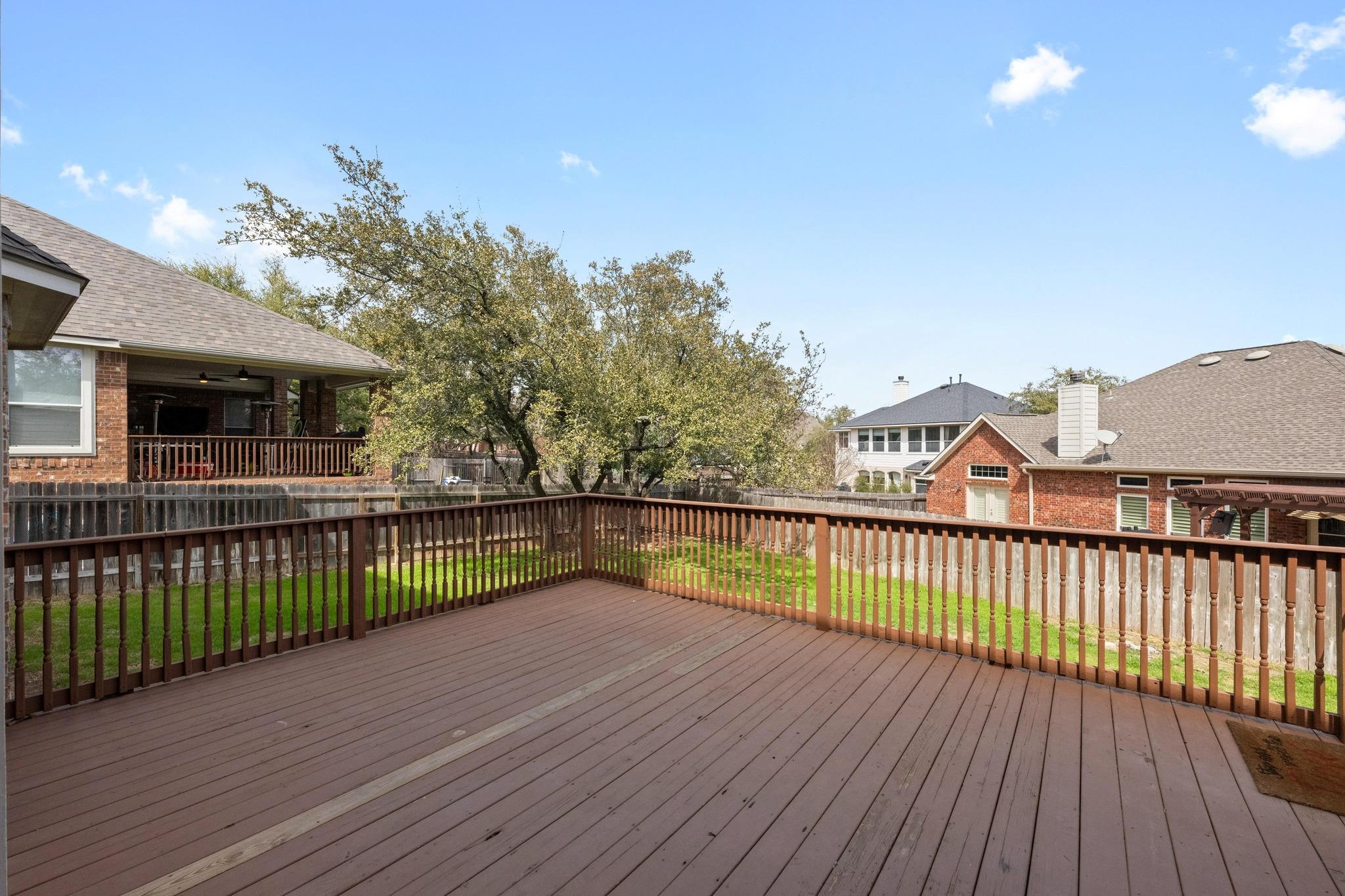1301 Horseback Holw Property Photo 35