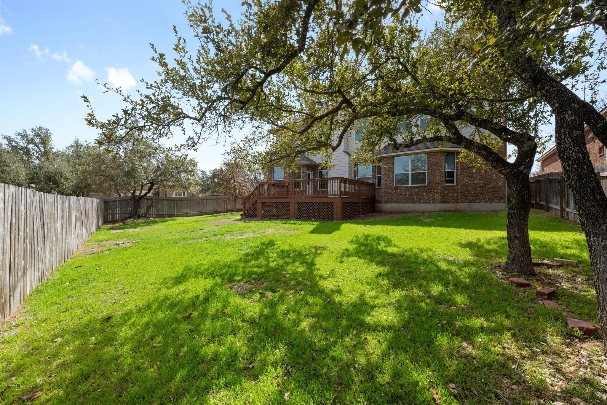 1301 Horseback Holw Property Photo 37