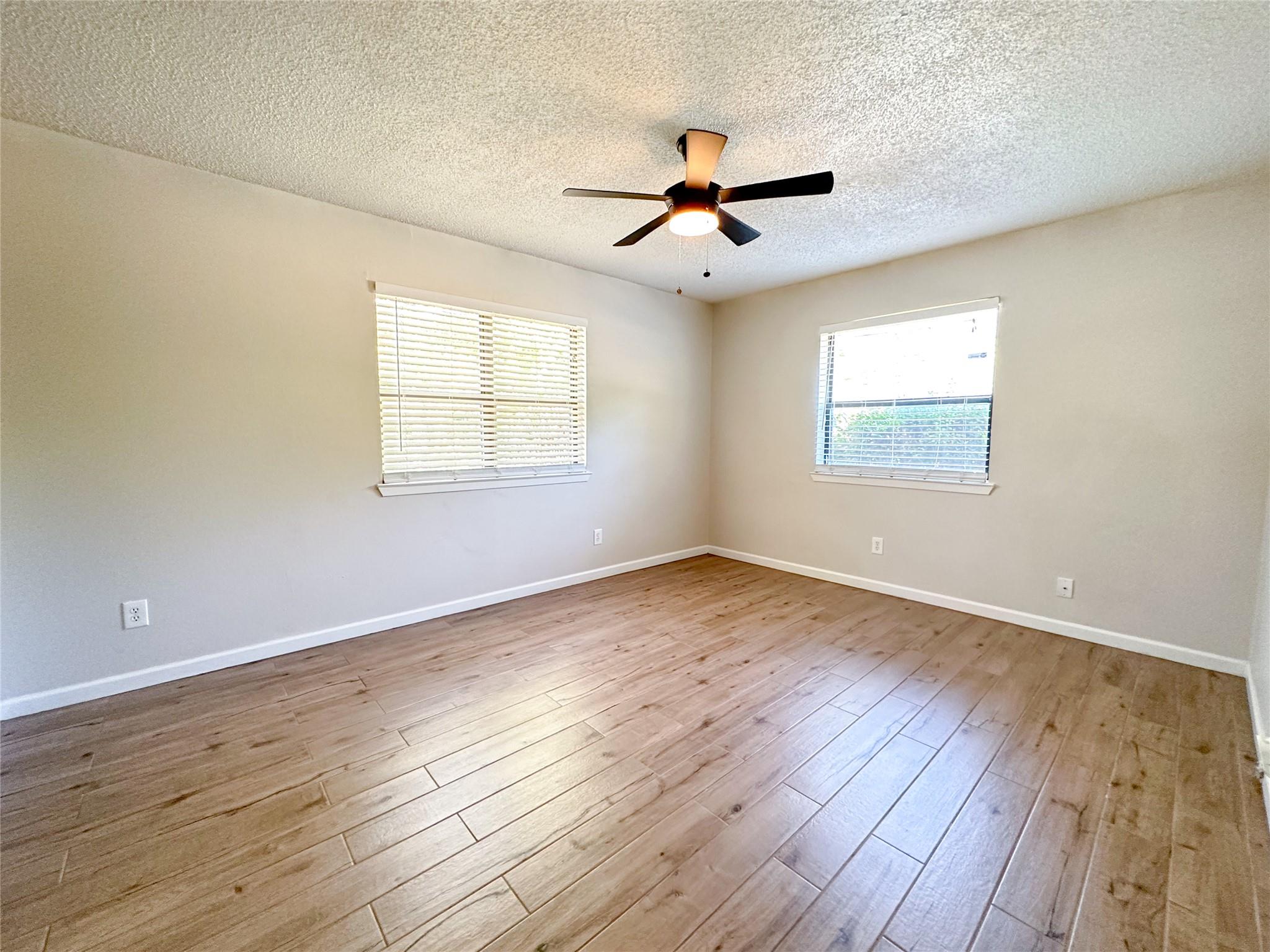 601 E Covington Dr #a & B Property Photo 28