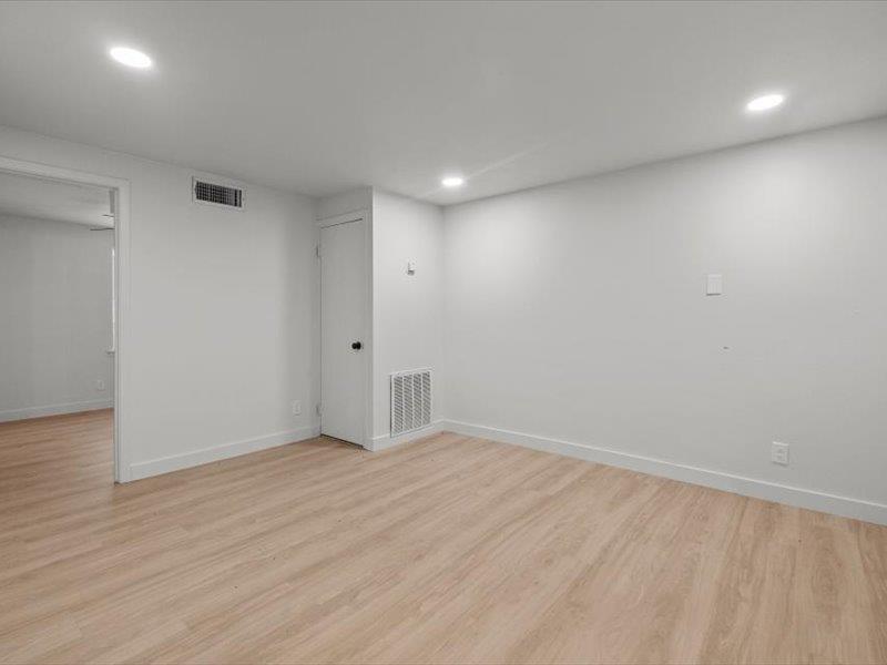 525 W Houston St #525 Property Photo 7