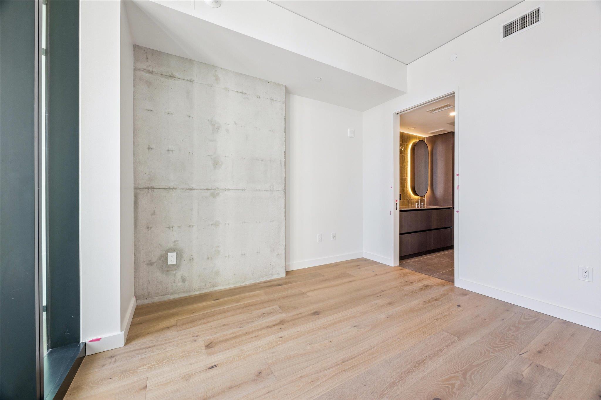 610 Davis St #2009 Property Photo 10