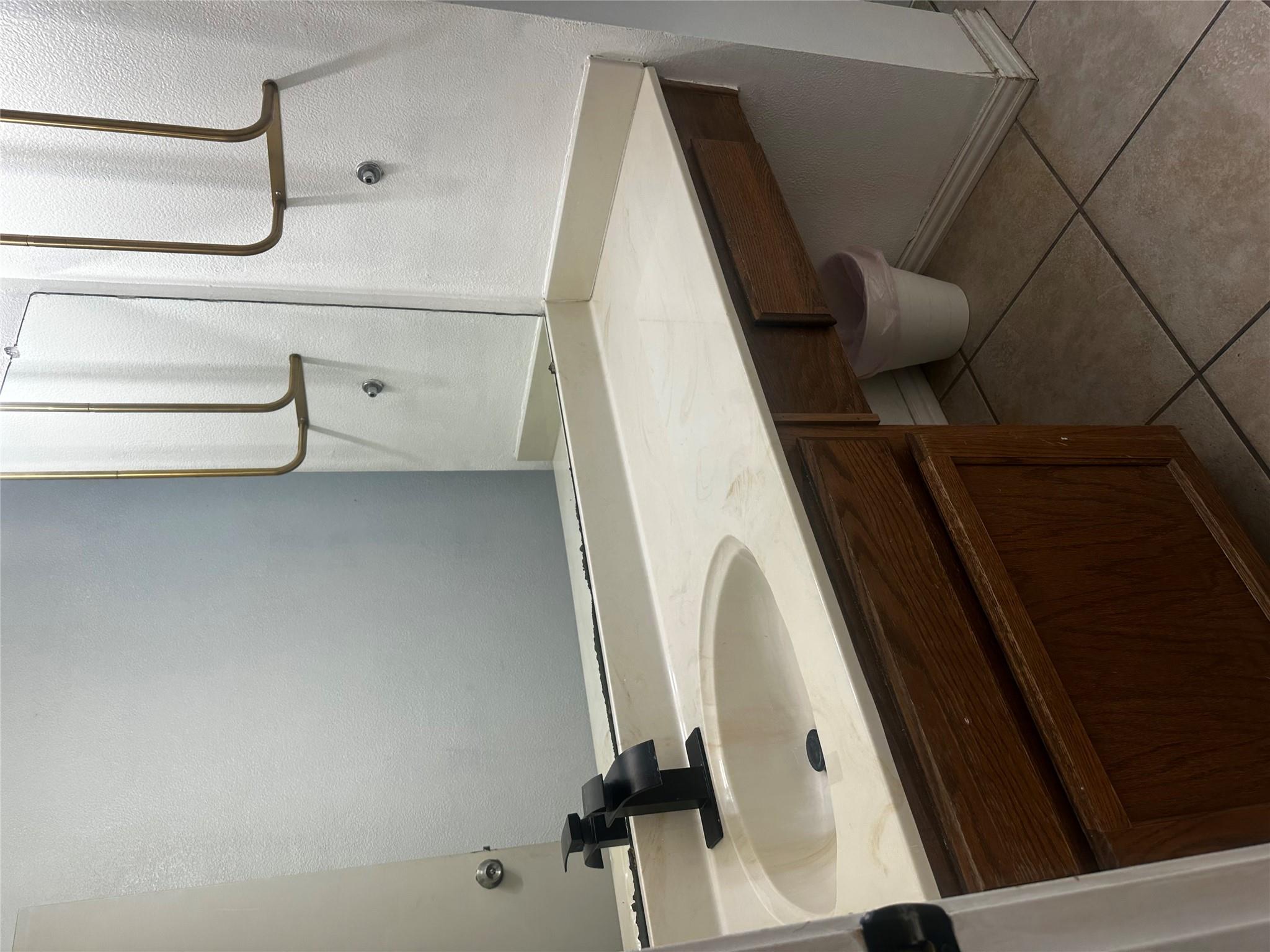 612 David Curry Dr Property Photo 32
