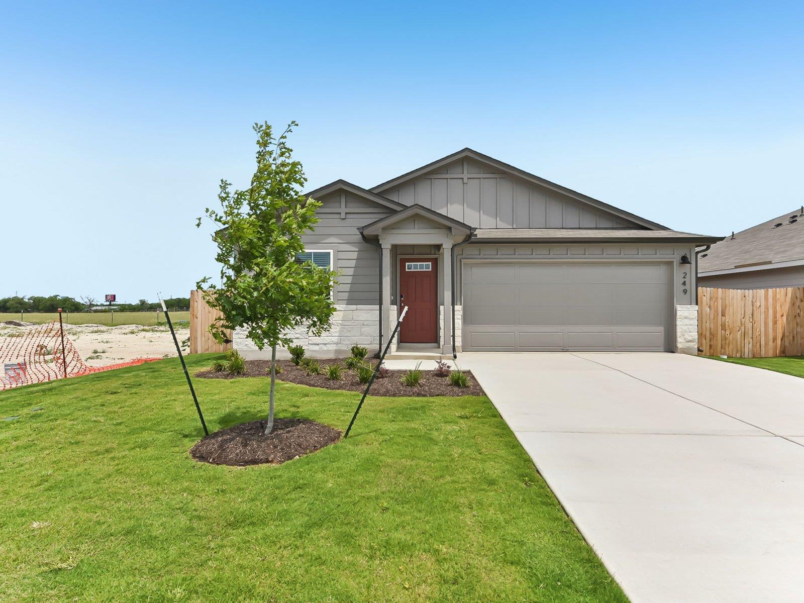 249 Boatright Blvd Property Photo 1