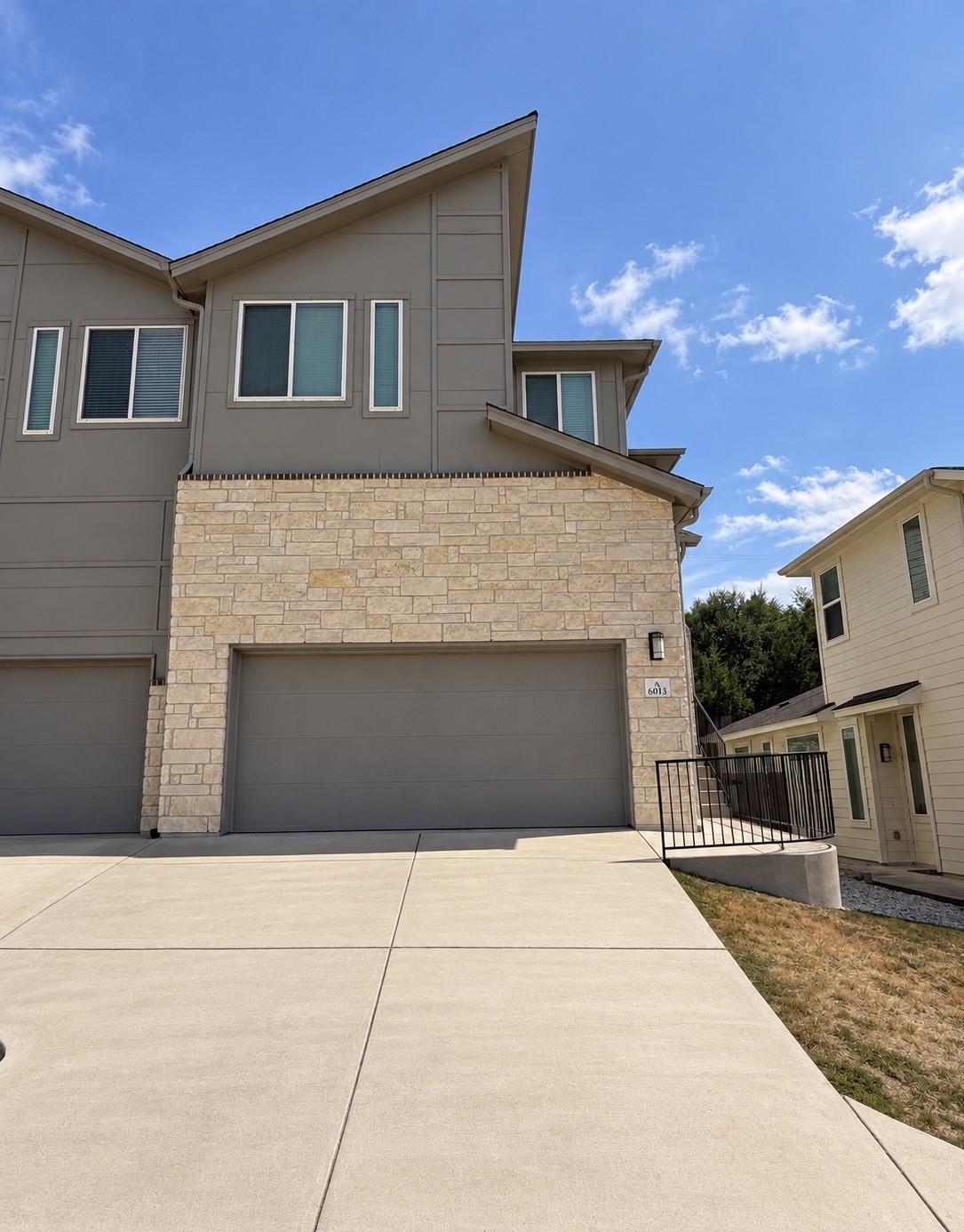 6013 Steep Cactus Trl #A Property Photo 1