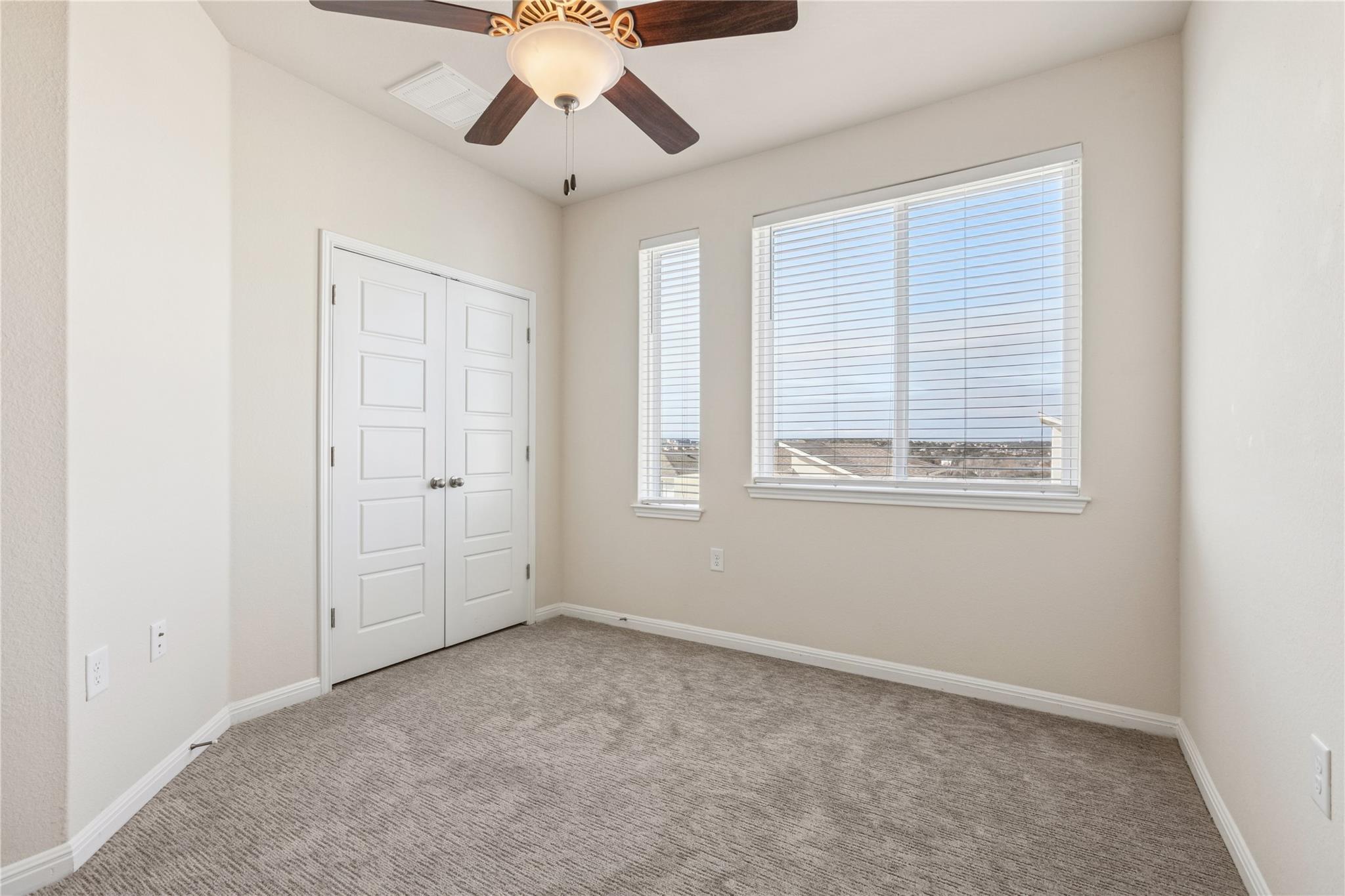 6013 Steep Cactus Trl #a Property Photo 11