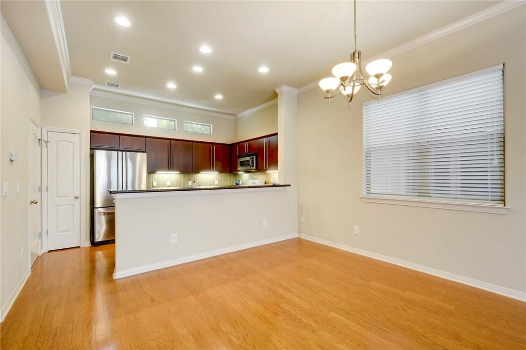 1115 Kinney Ave 13 Property Photo 11
