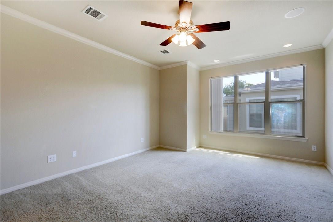 1115 Kinney Ave 13 Property Photo 14