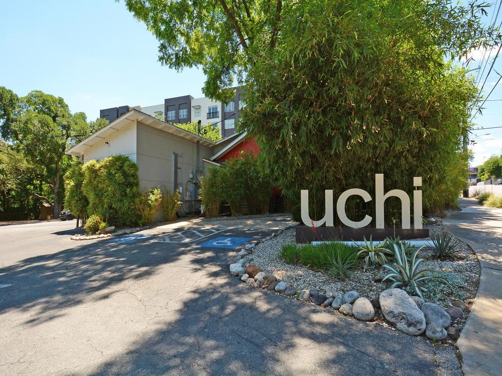 1115 Kinney Ave 13 Property Photo 37