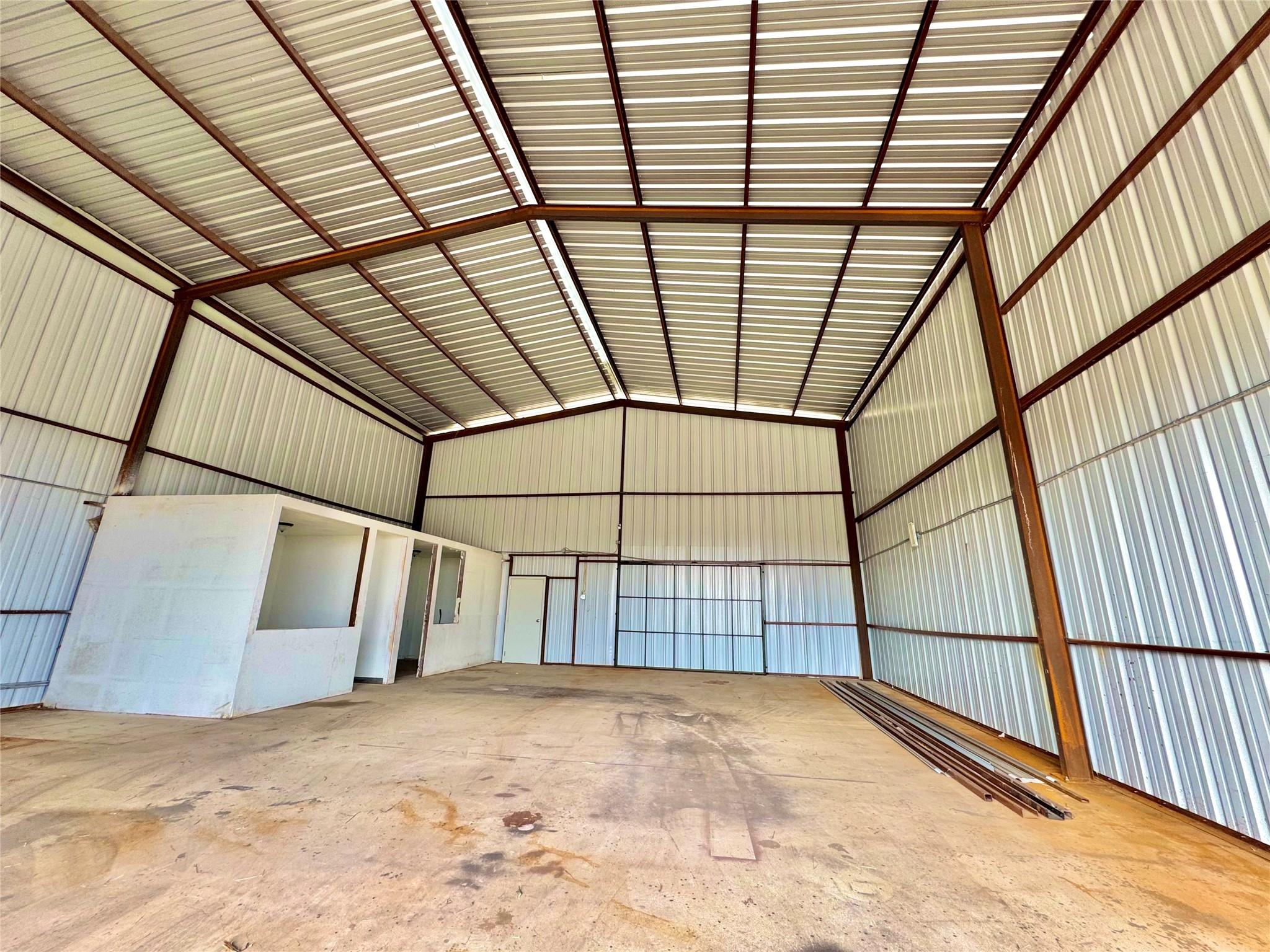 2015 County Road 455 Property Photo 3