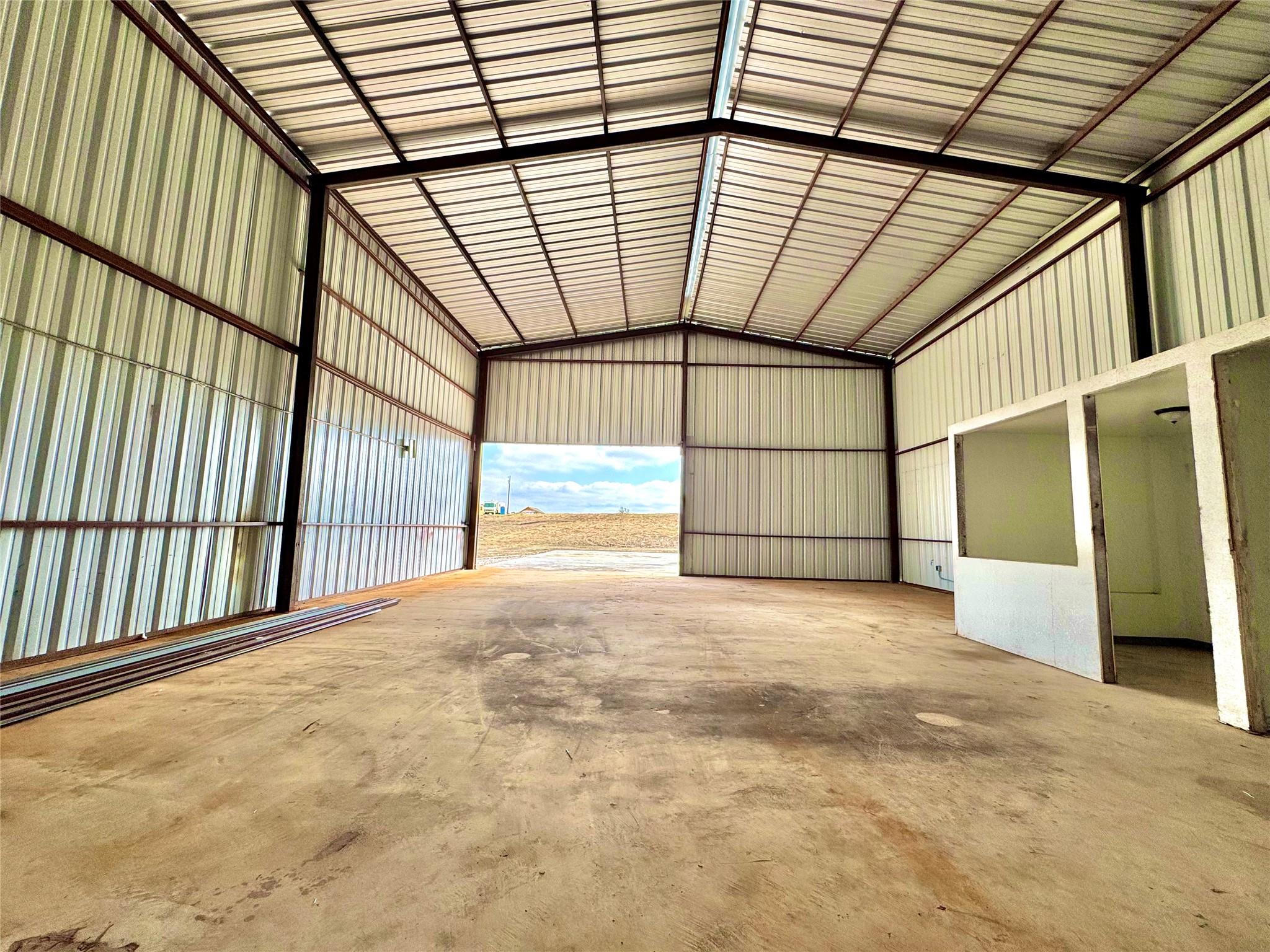 2015 County Road 455 Property Photo 5