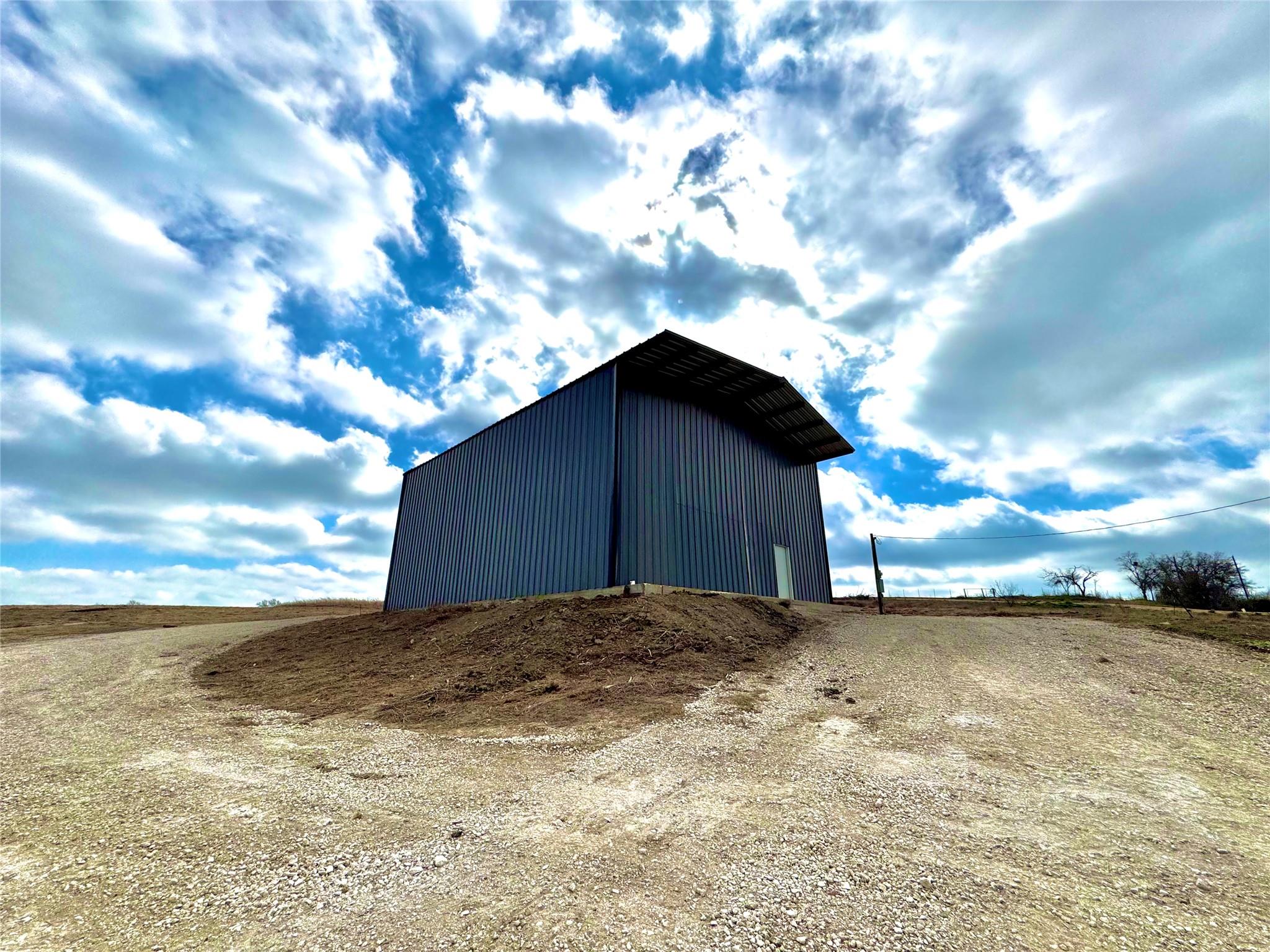 2015 County Road 455 Property Photo 6
