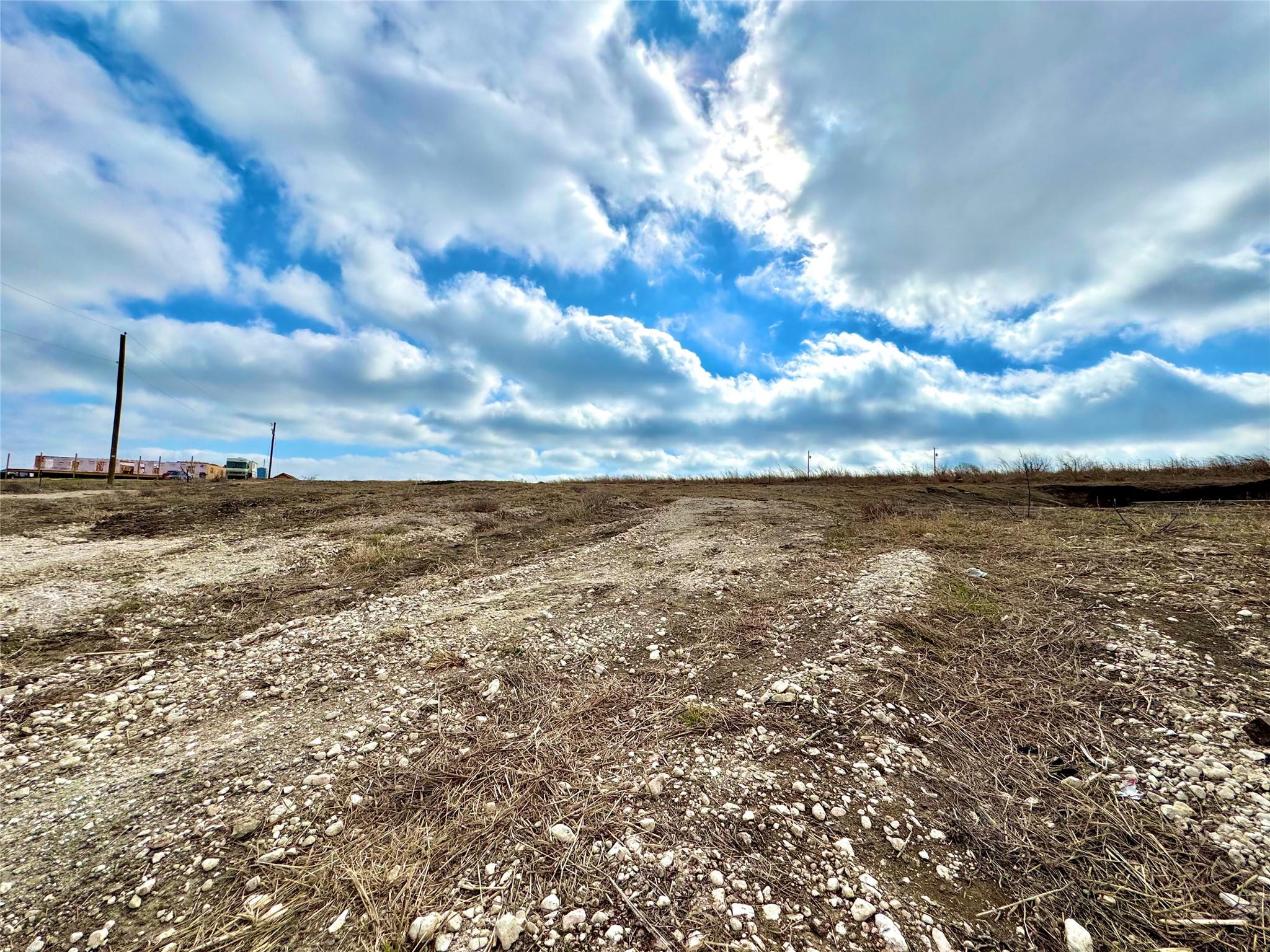 2015 County Road 455 Property Photo 7